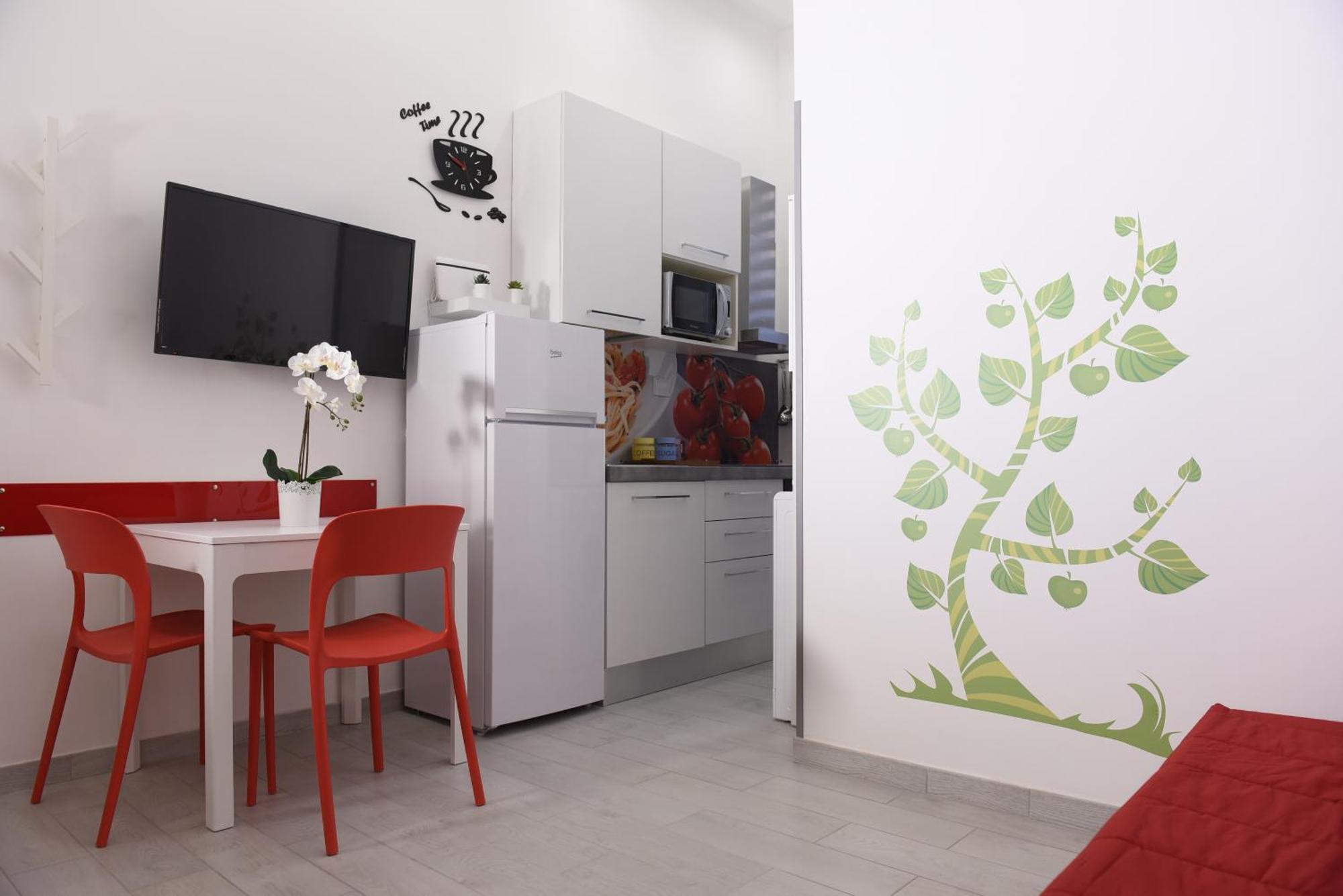 Apartment Nido Di Suite, Jacuzzi King Size, Metro C Rome