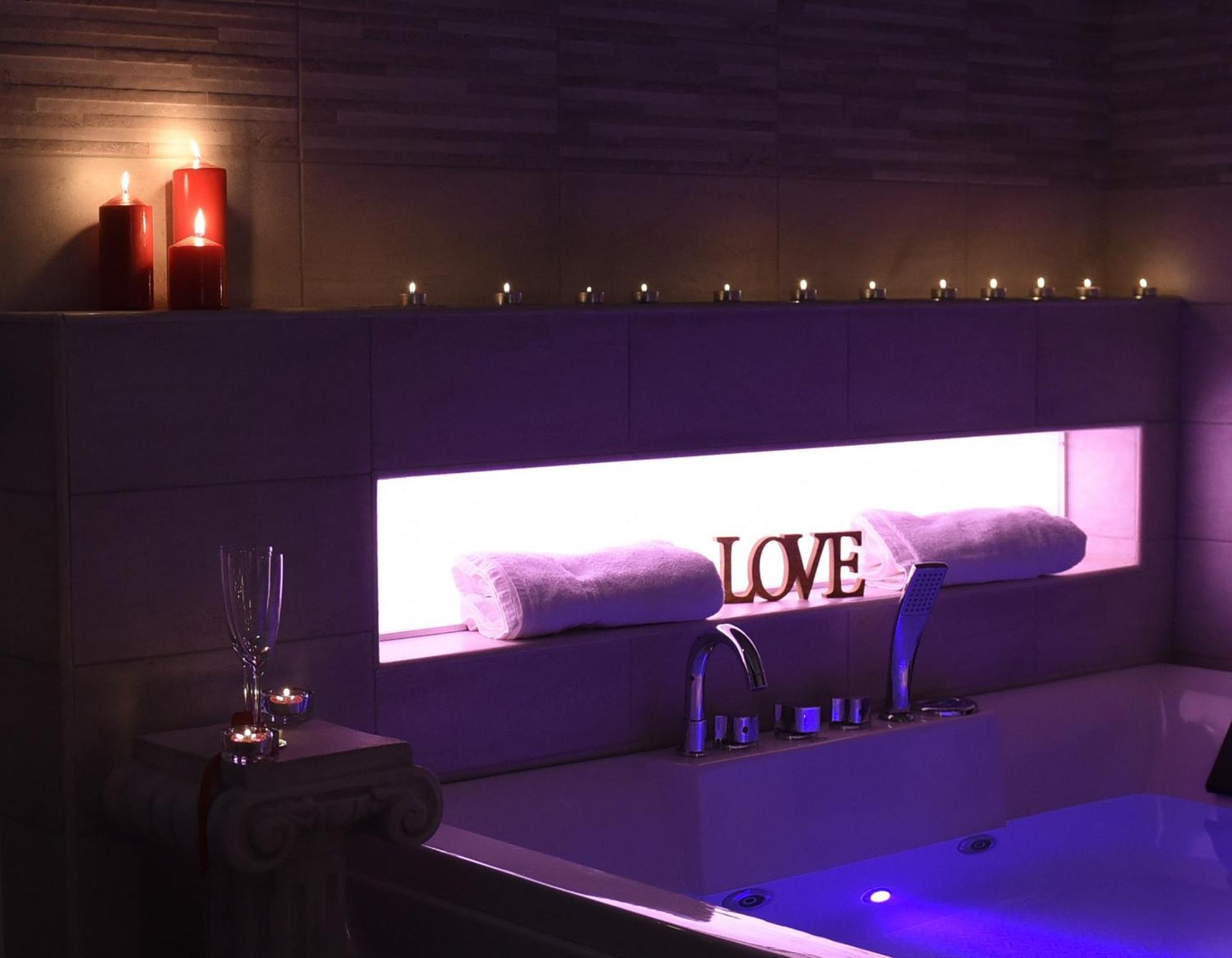 Nido Di Suite, Jacuzzi King Size, Metro C *