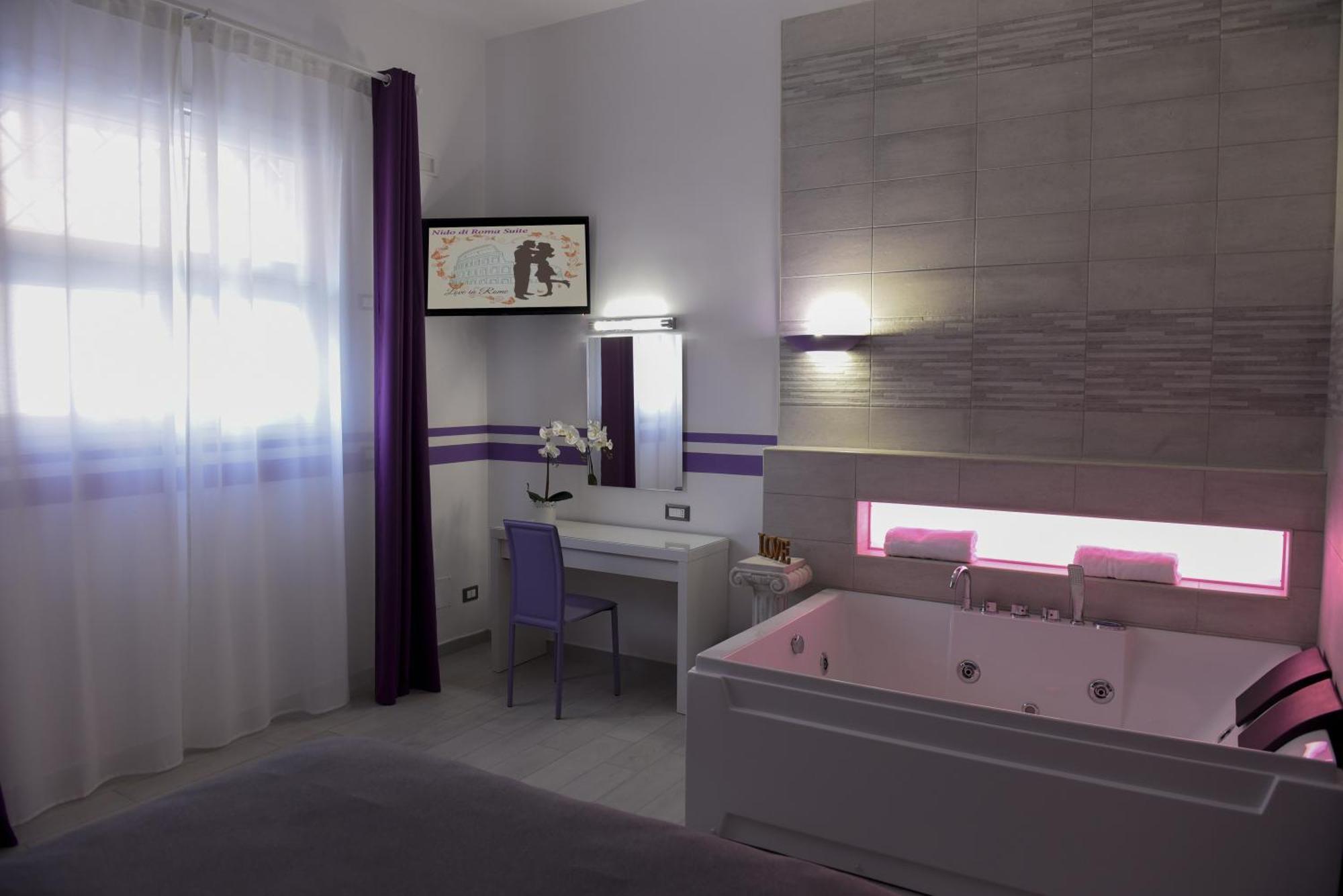 Apartment Nido Di Suite, Jacuzzi King Size, Metro C *