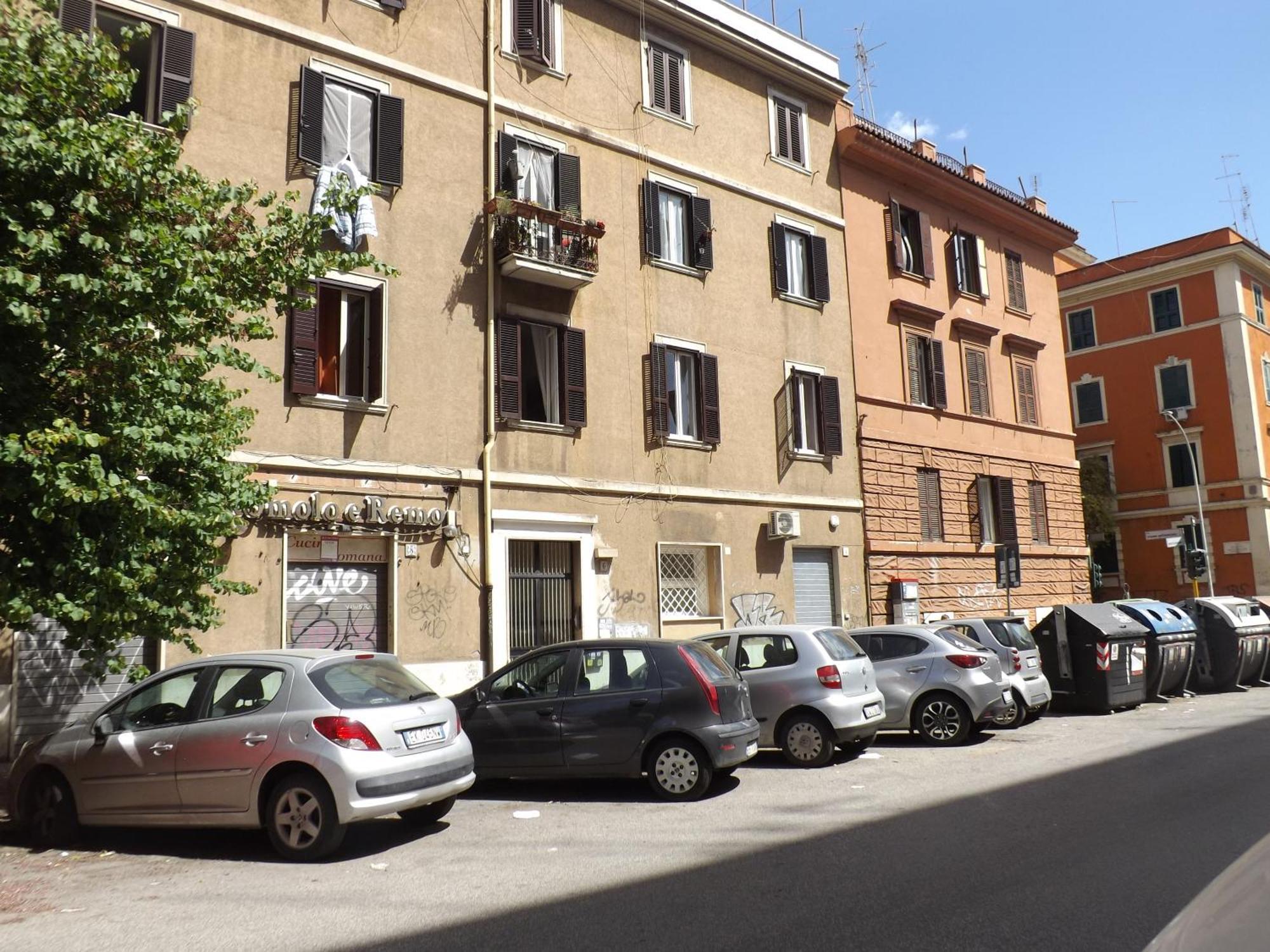 Nido Di Suite, Jacuzzi King Size, Metro C Apartment