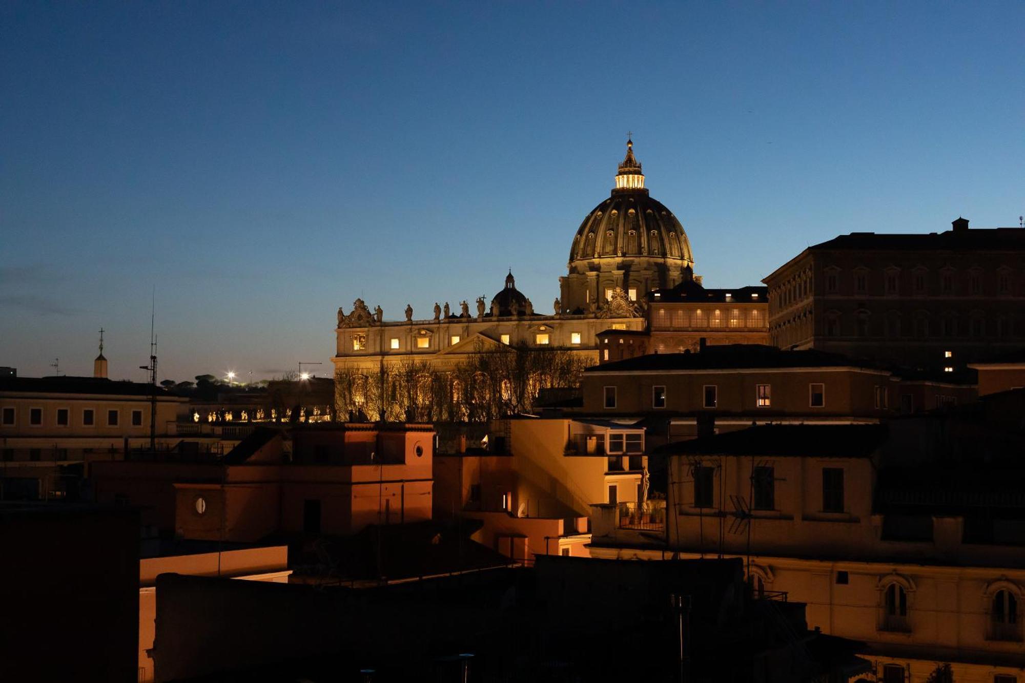 Penthouse In Exclusive Borgo Pio District Apartment *
