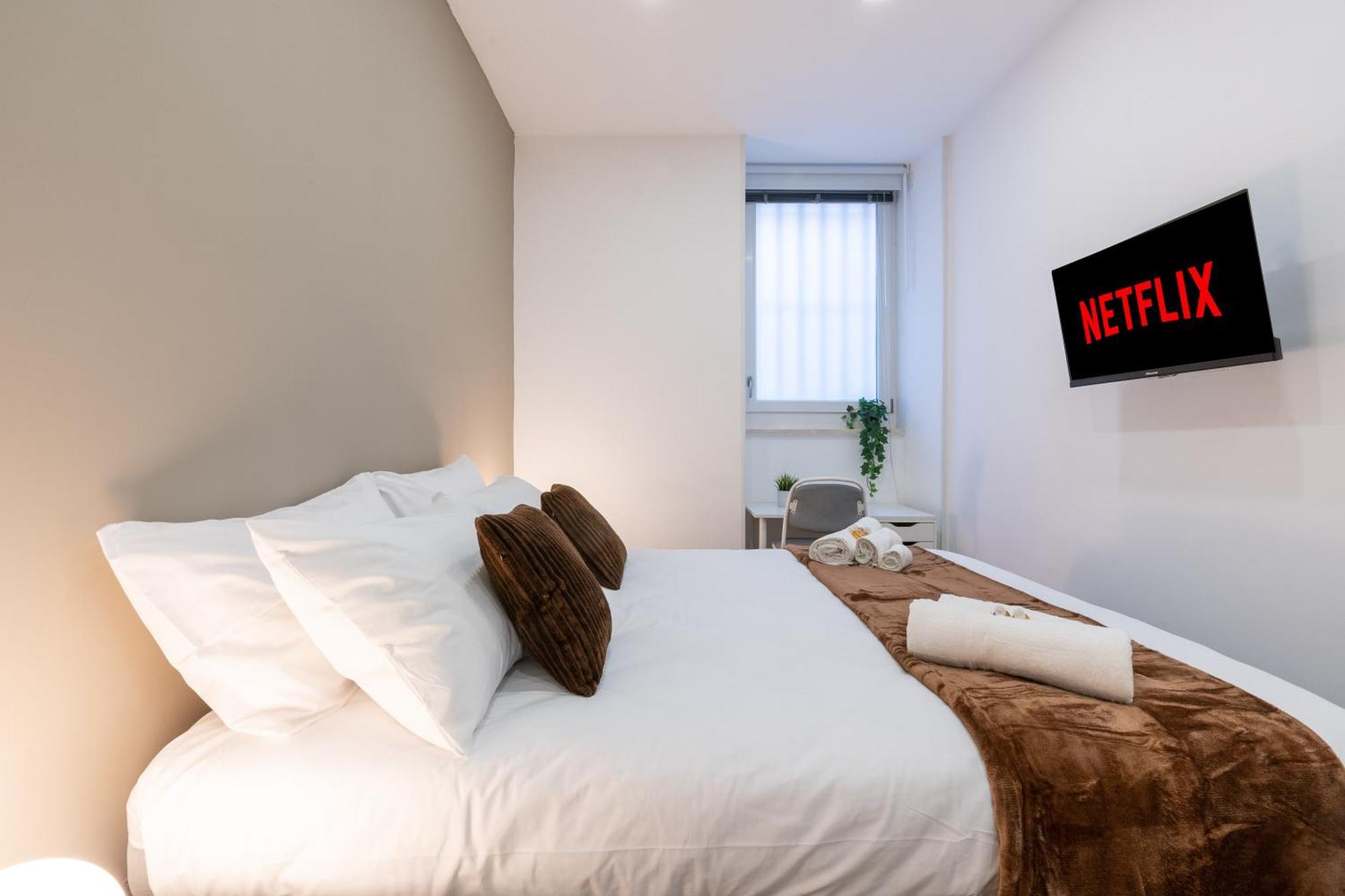 {10 Minutes From Centre} Free Wi-fi & Netflix Rome