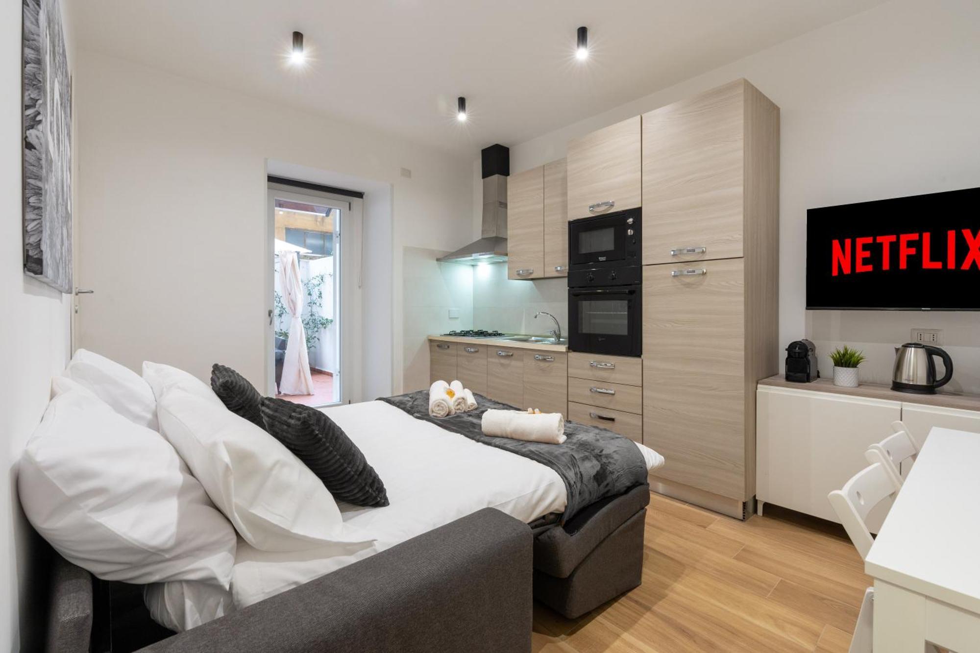 {10 Minutes From Centre} Free Wi-fi & Netflix Rome