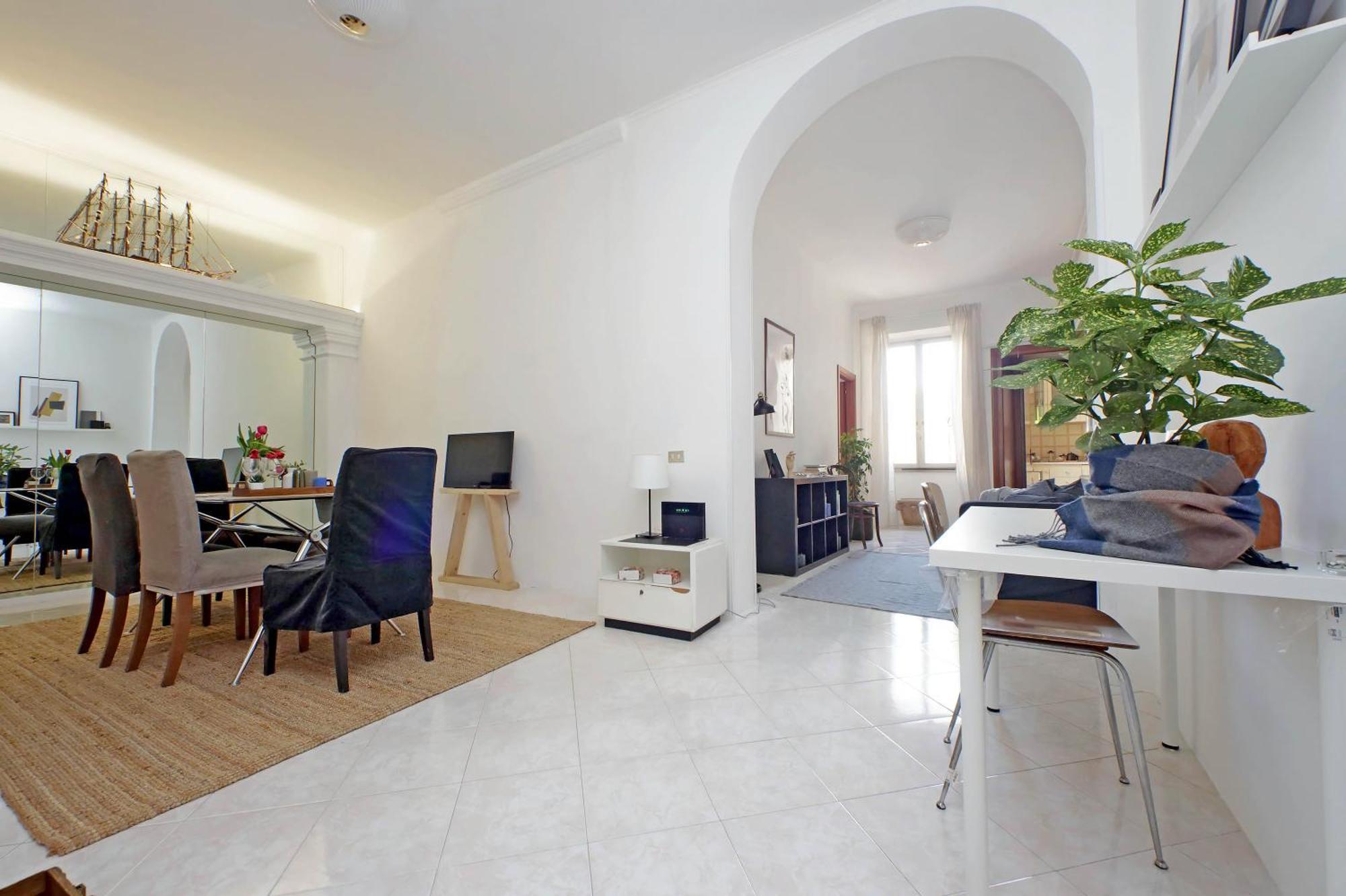 Apartment Giant Cola Di Rienzo