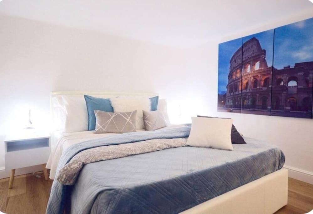 Apartment Campo De'fiori-rome By Foot Charming Aircwif Netflix Rome