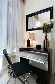 Bed & Breakfast Emozioni Romane 2*