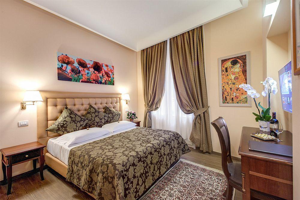 Rome55 - Piazza Di Spagna Guest house