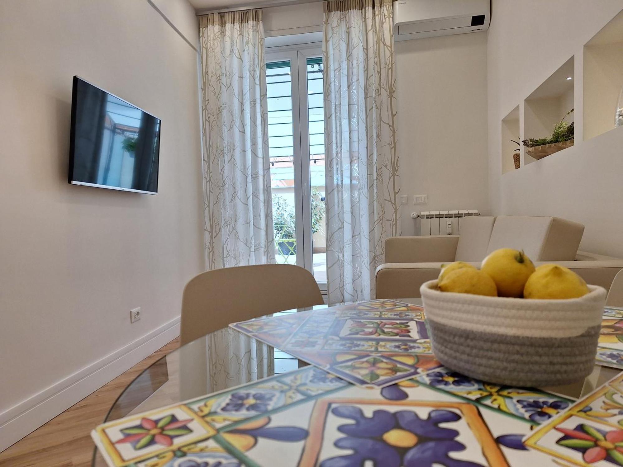Peaceful 2 Bedrooms With Patio, Near Metro A Apartment