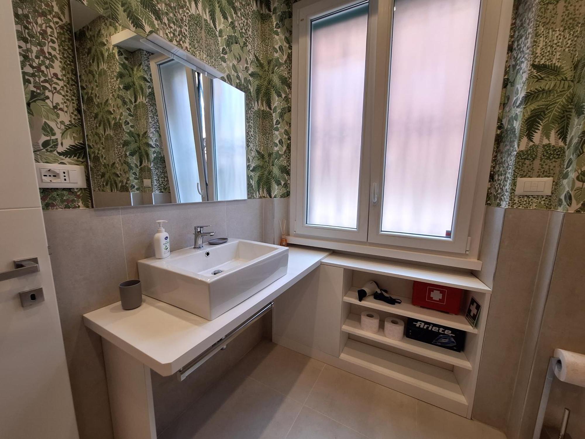 Peaceful 2 Bedrooms With Patio, Near Metro A Apartment