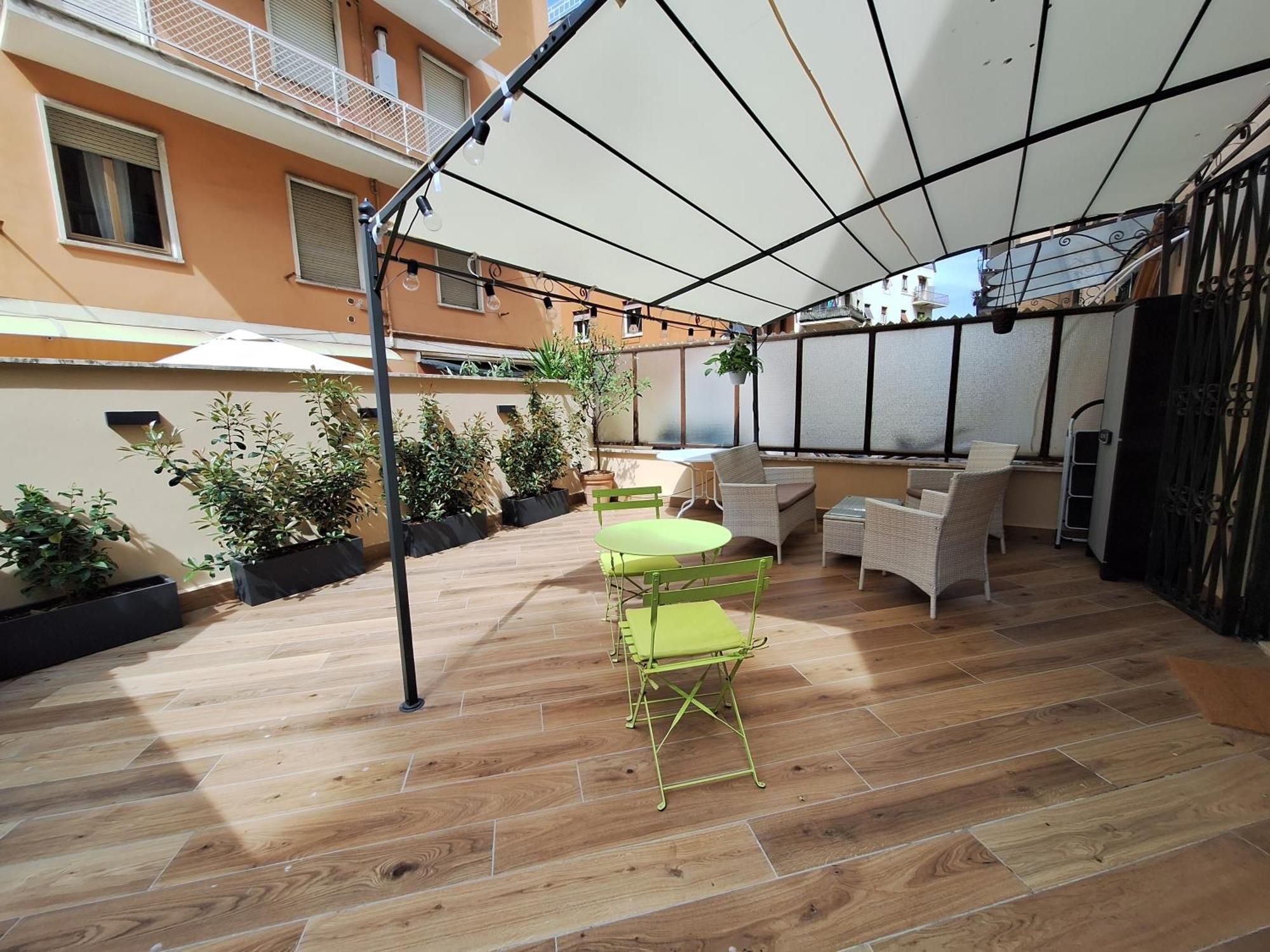 Peaceful 2 Bedrooms With Patio, Near Metro A Apartment *