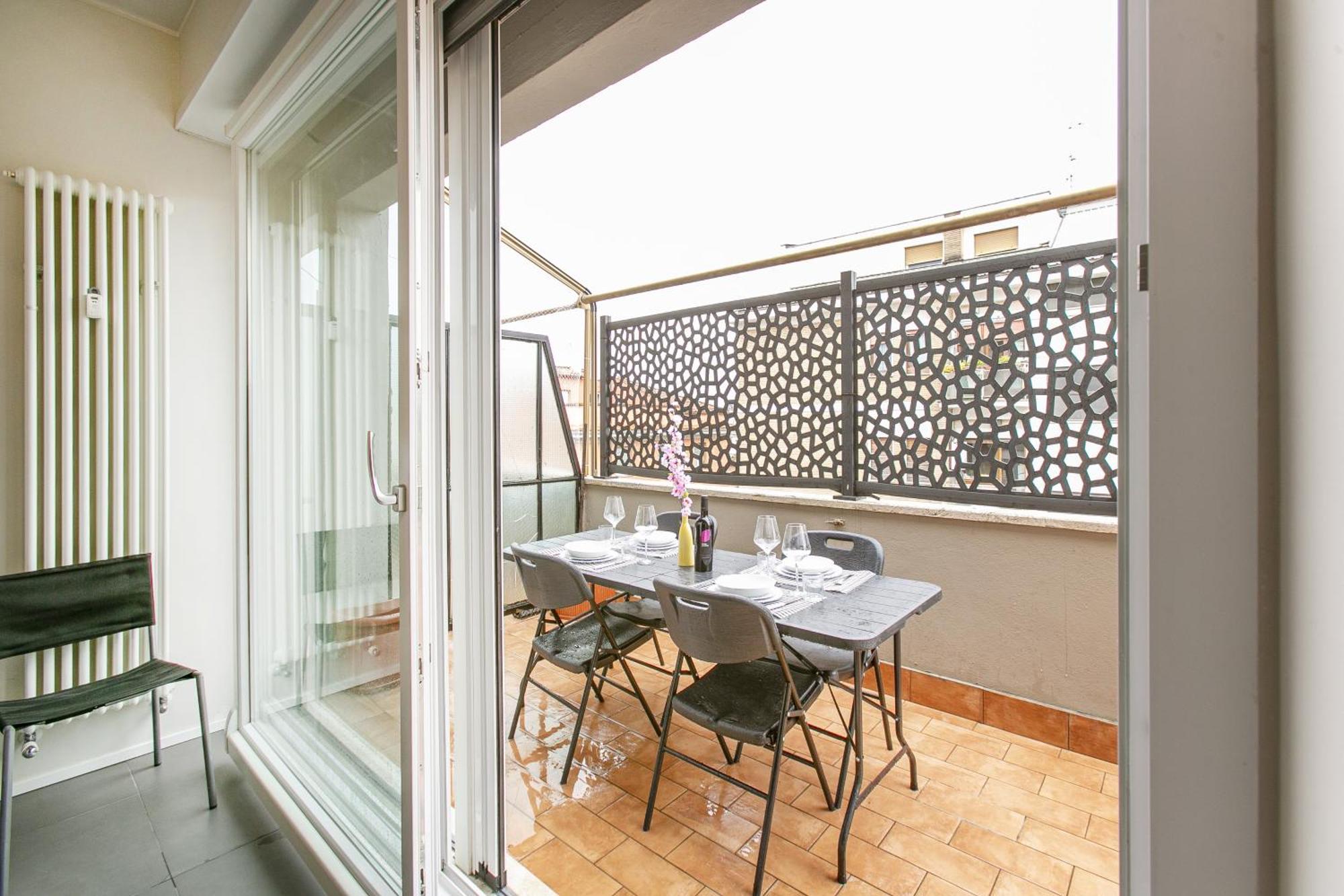 Apartment La Terrazza Di Vigna Clara Rome