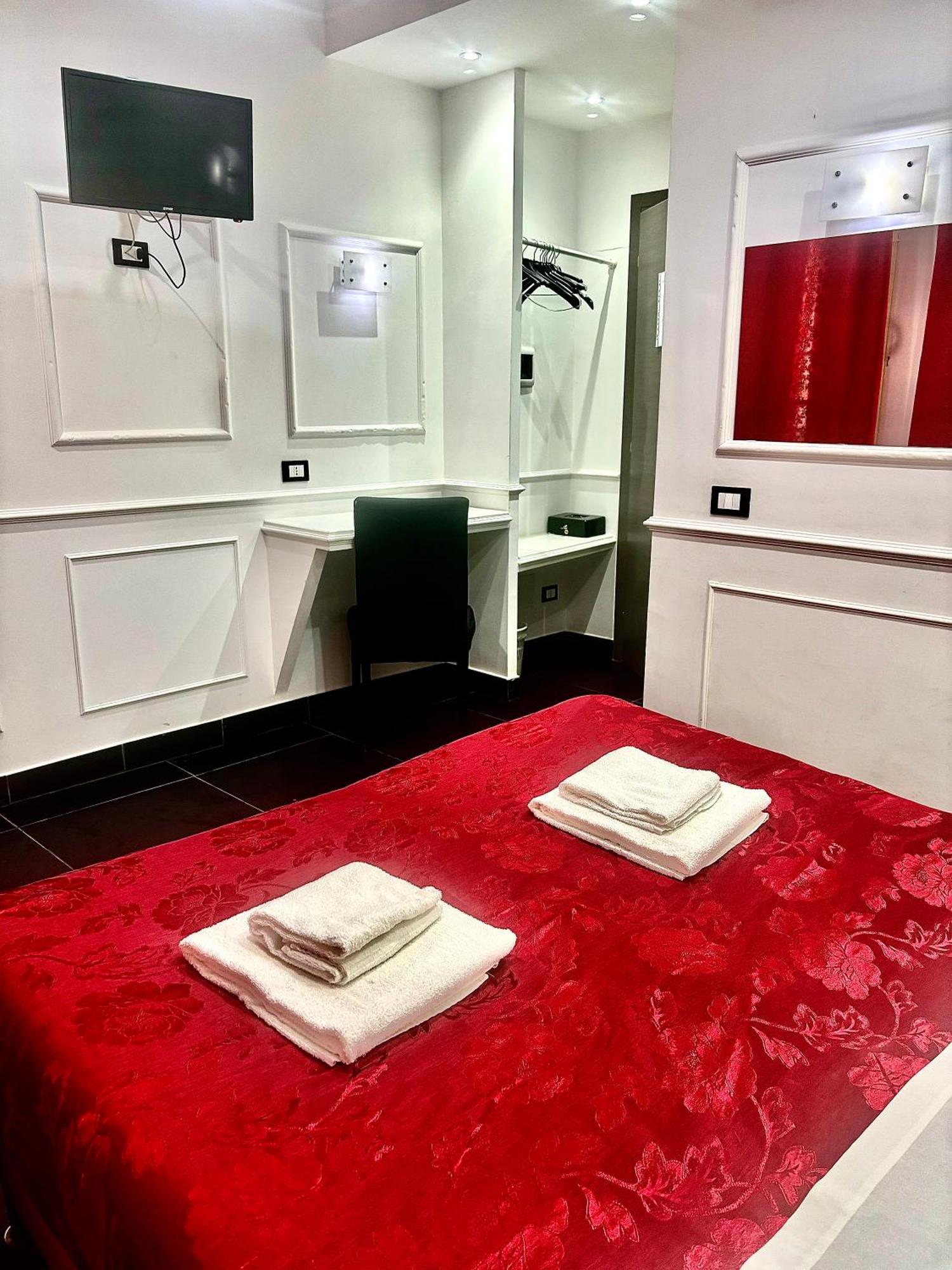 Palace Hostel