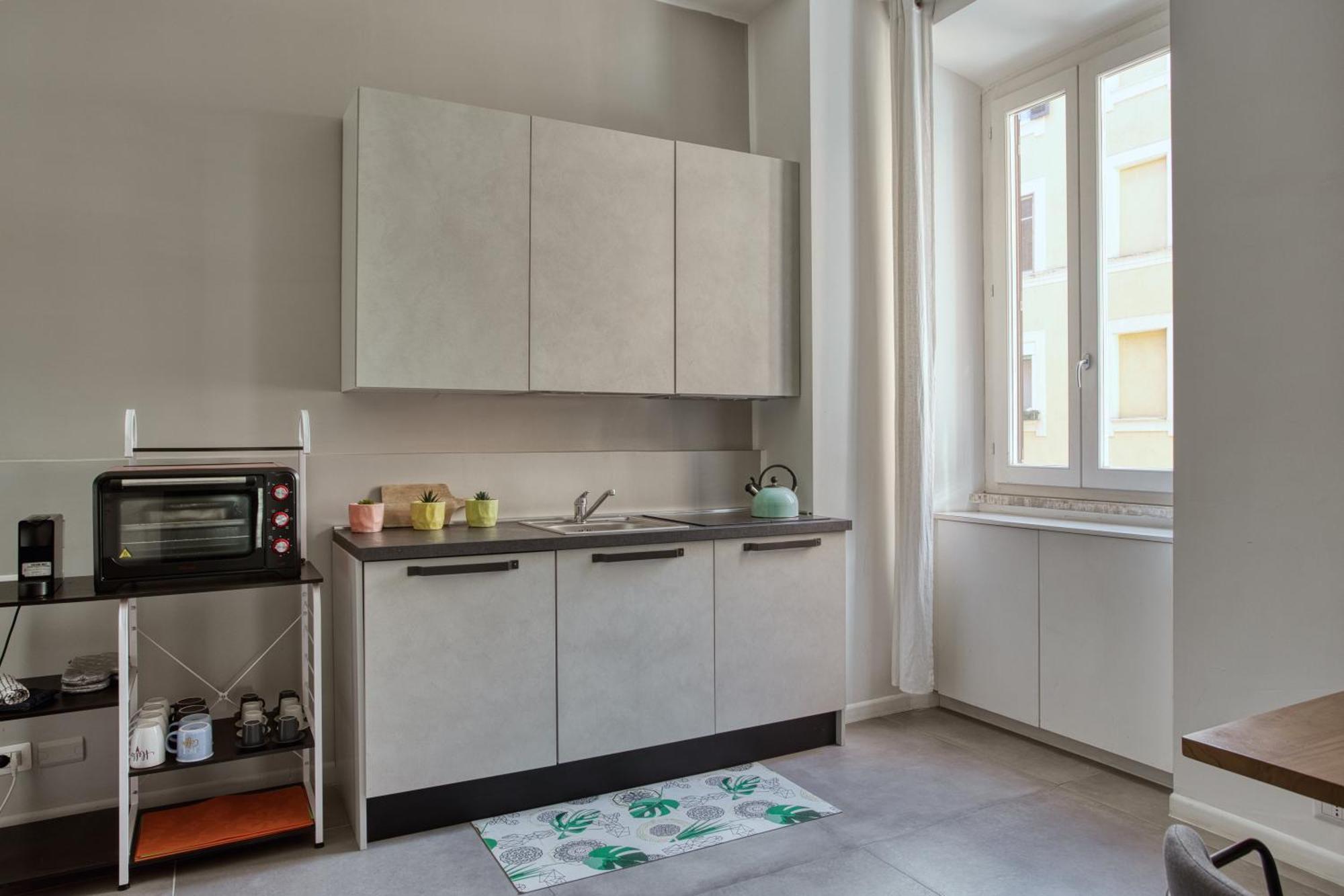 Clausim Domus: New Brightful Flat Next To The Vatican Apartment Rome