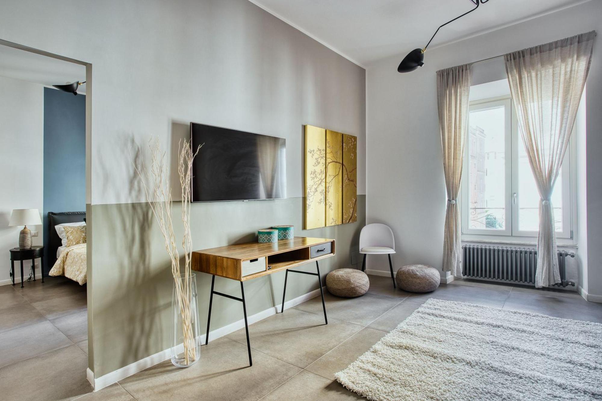 Clausim Domus: New Brightful Flat Next To The Vatican * Rome
