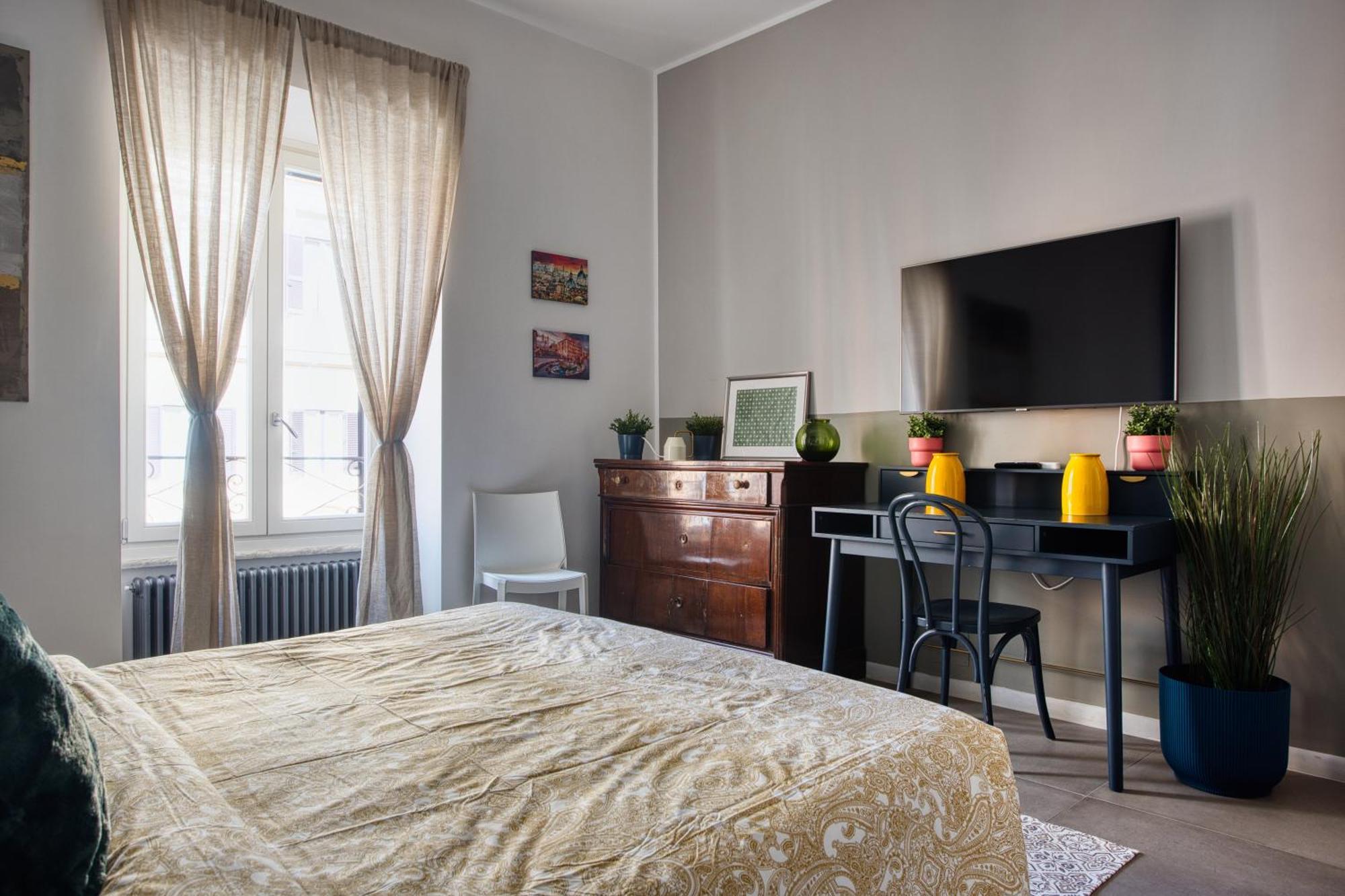 Clausim Domus: New Brightful Flat Next To The Vatican * Rome