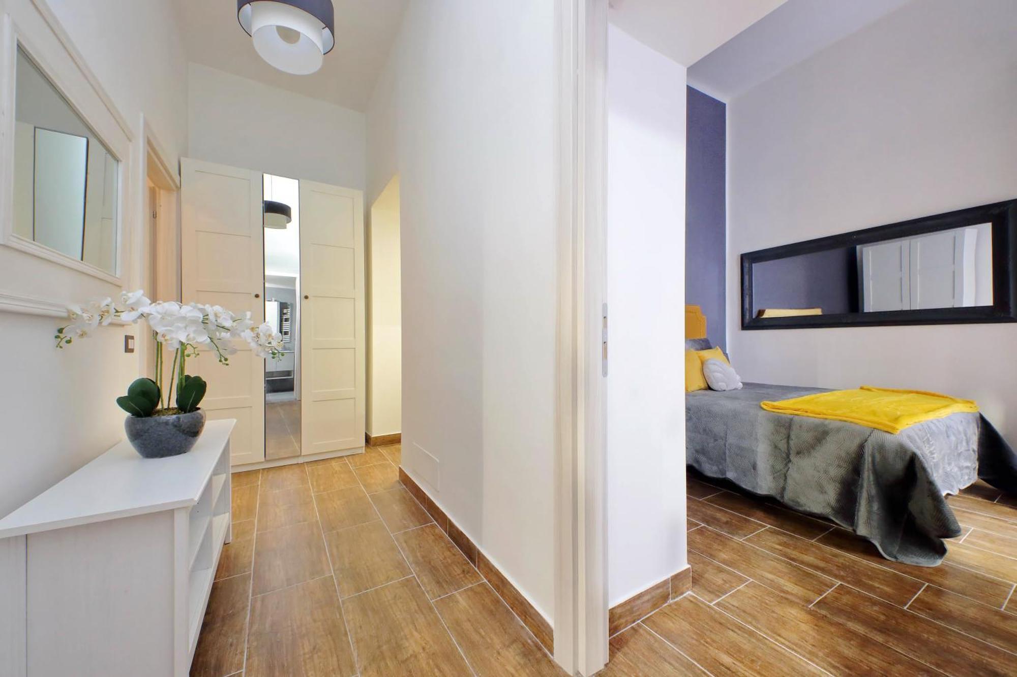Elegant And New 3 Bedrooms Near S. Peter! Apartment