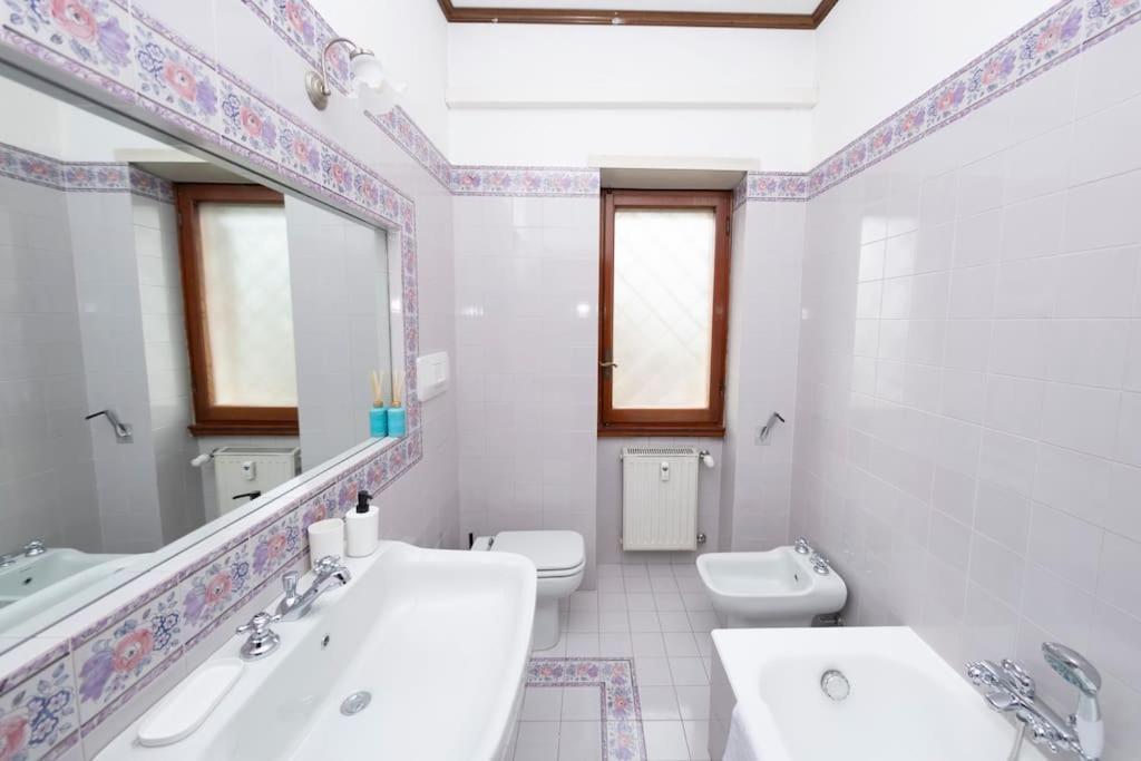 Apartment 10 Min Vaticano Big Balduina Con Piscina Rome