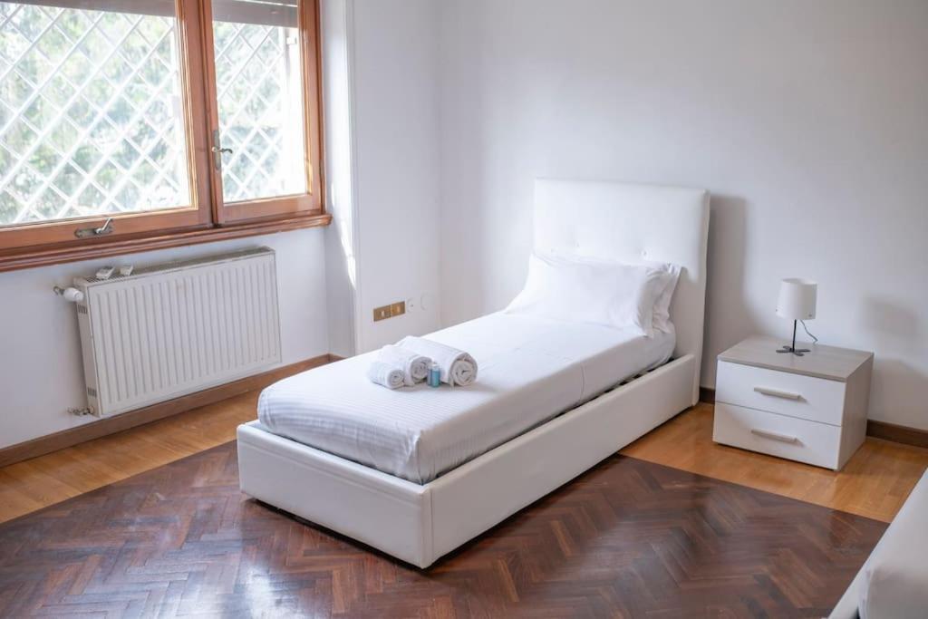 10 Min Vaticano Big Balduina Con Piscina Apartment *