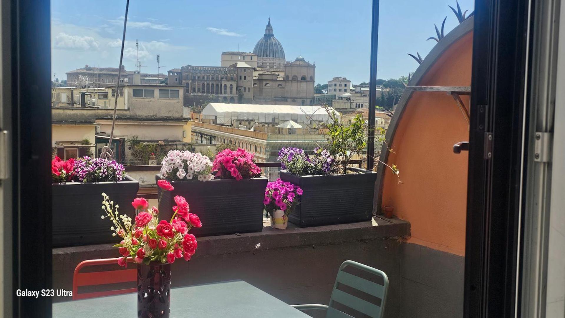 Vatican Caput Mundi Apartment *