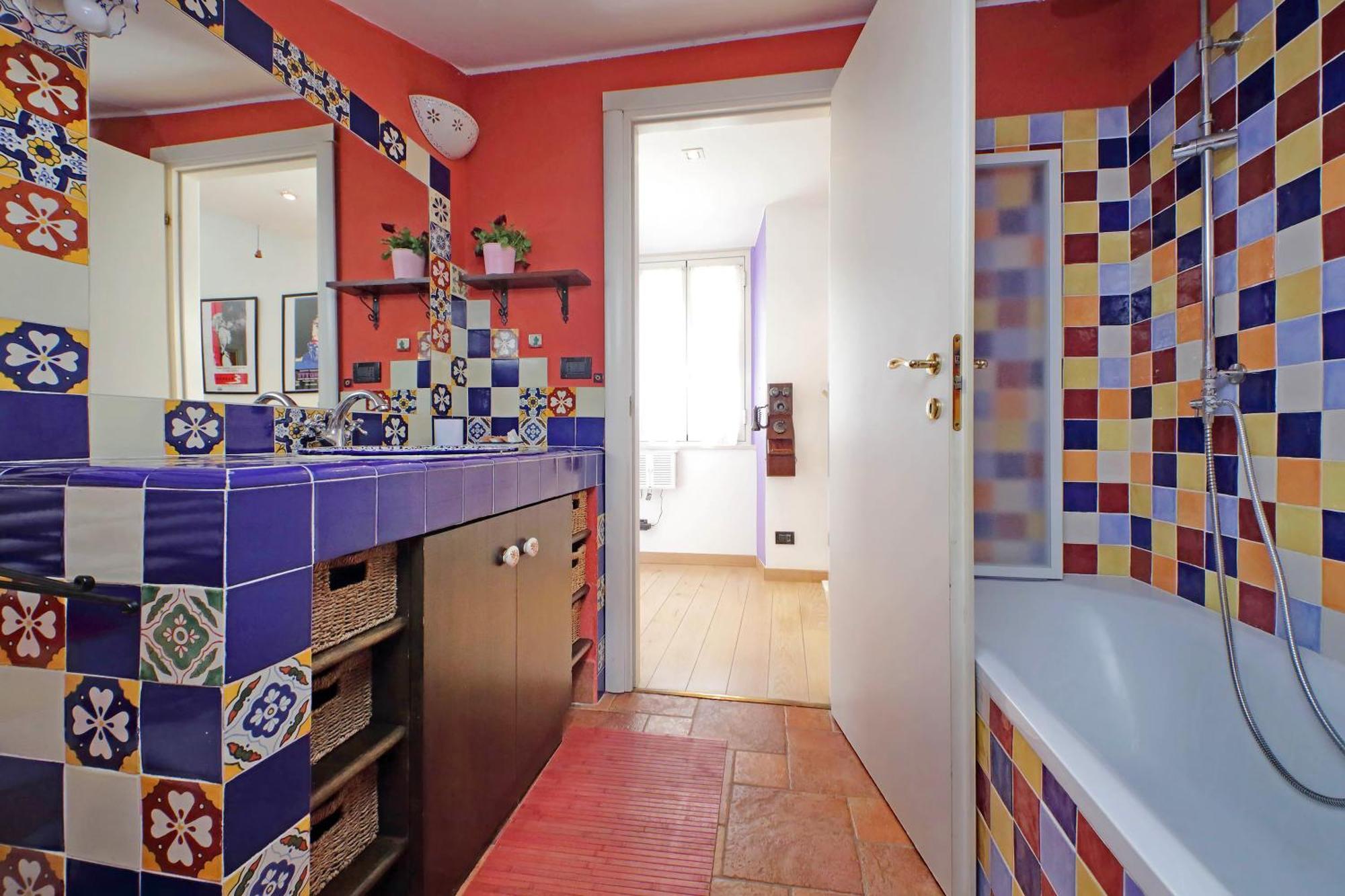 Sui Tetti Di San Pietro Apartment *