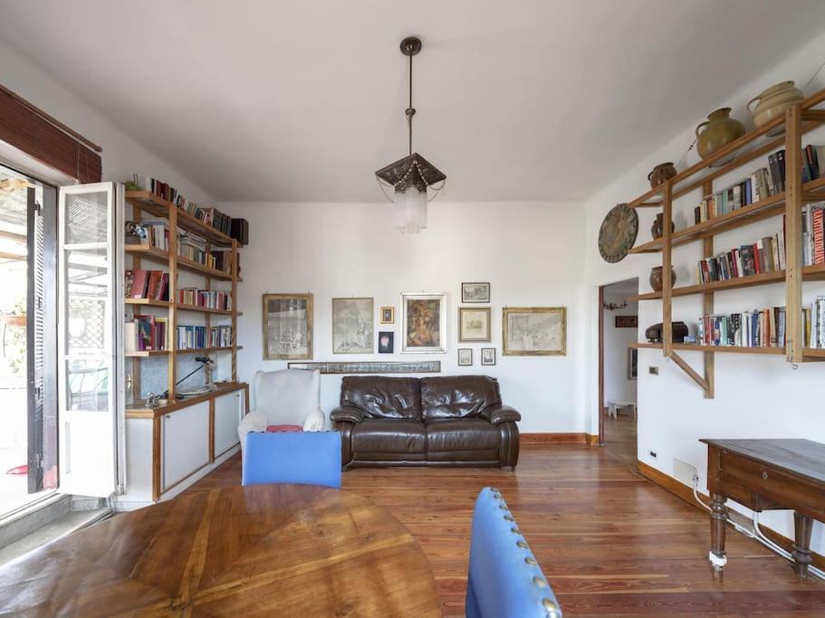 Apartment Ponte Milvio History *