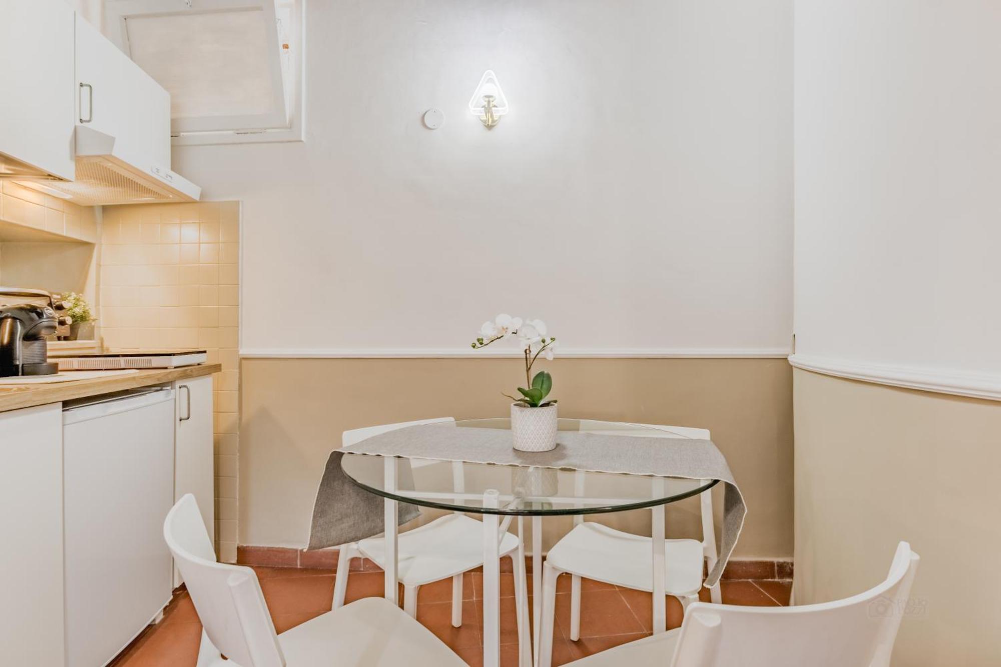 Sweet Trastevere- Apartment *