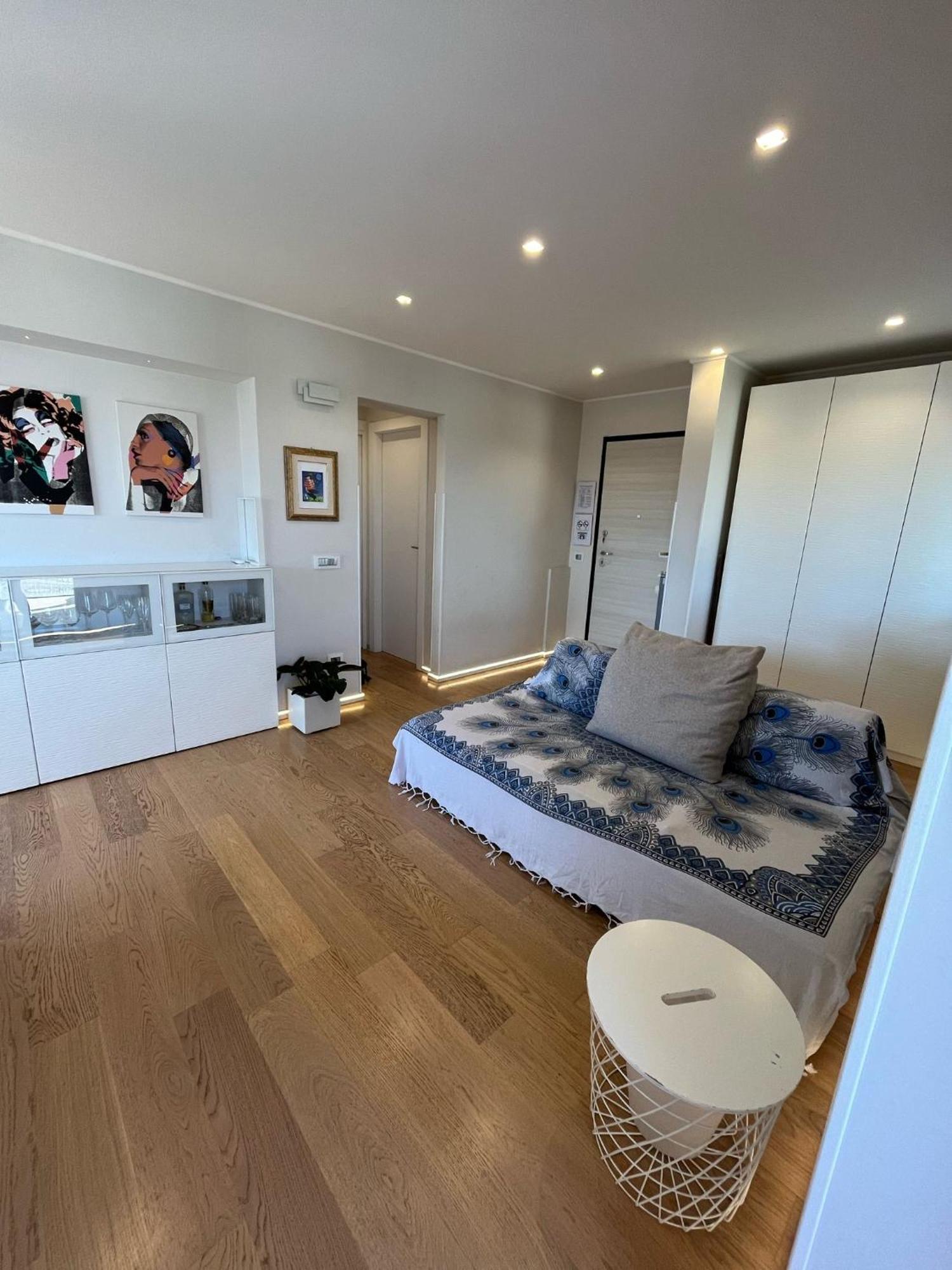 Whitecate - Attico A Rome