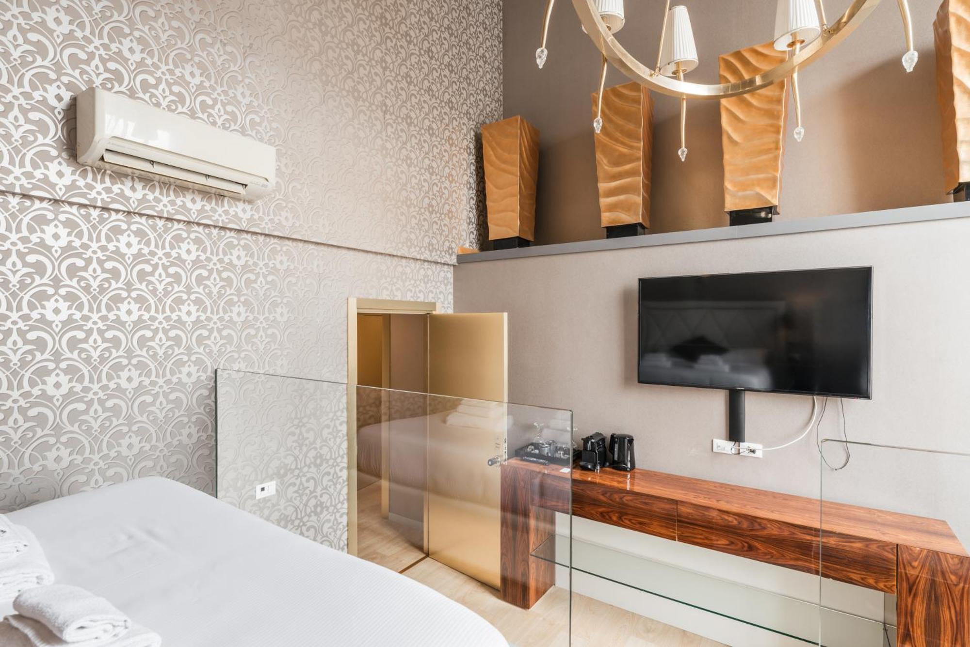 Penthouse - Private Guest house