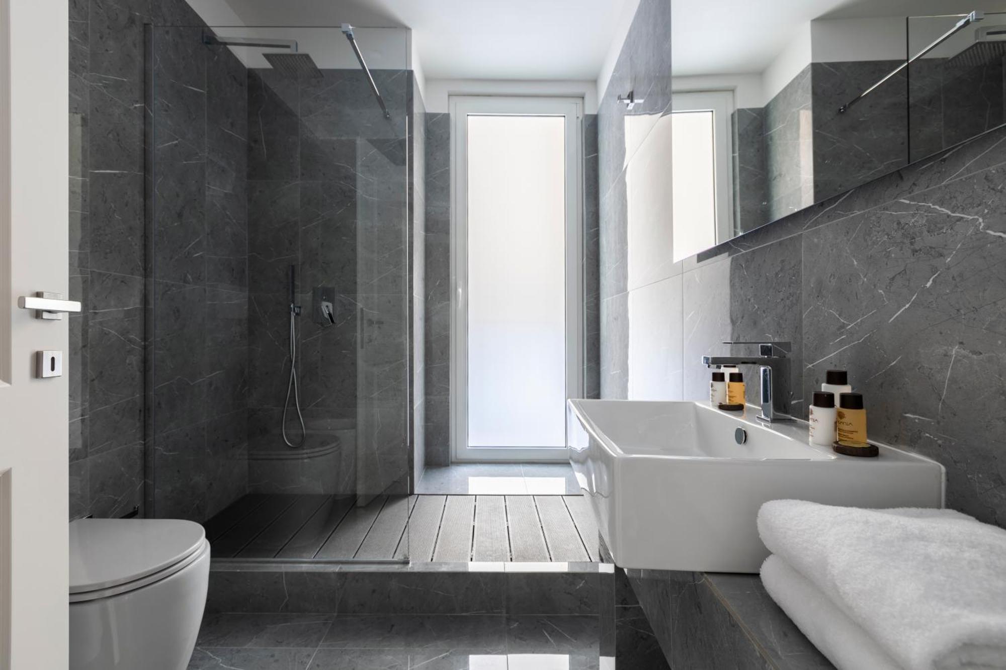 Aparthotel Louly Trevi Fountain Rome