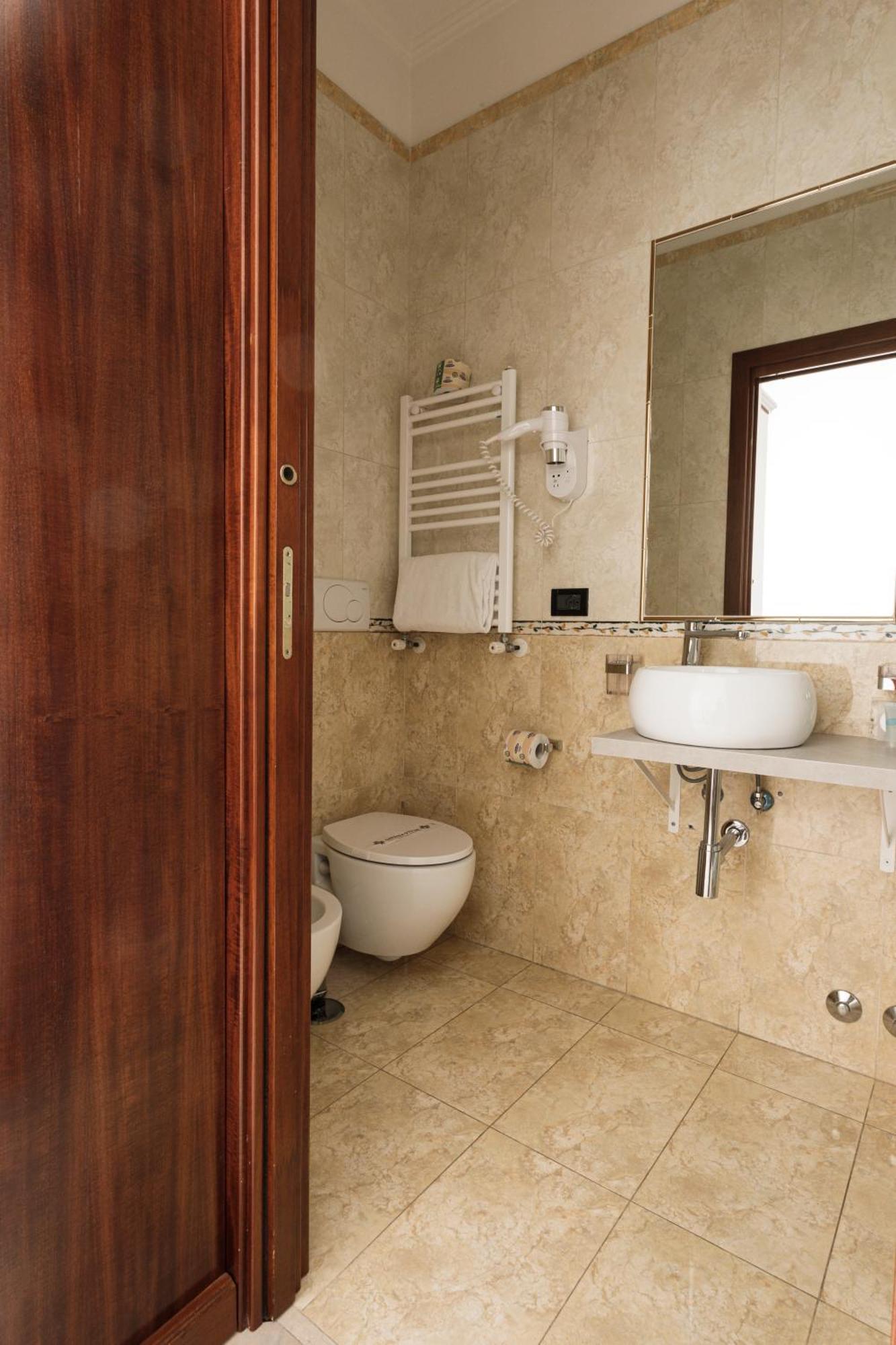 Glam Luxury Rome