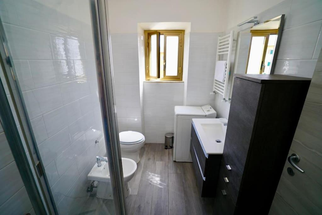 Nine Stops From The Colosseum Apartment Rome