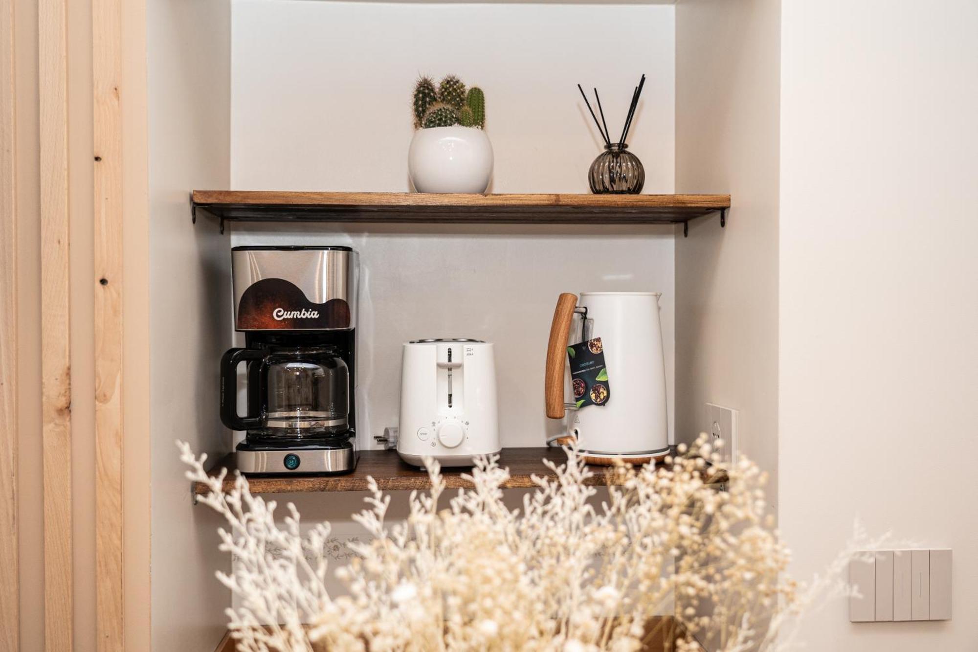 Leon Modern Near Subway - Ground Floor Apartment Rome