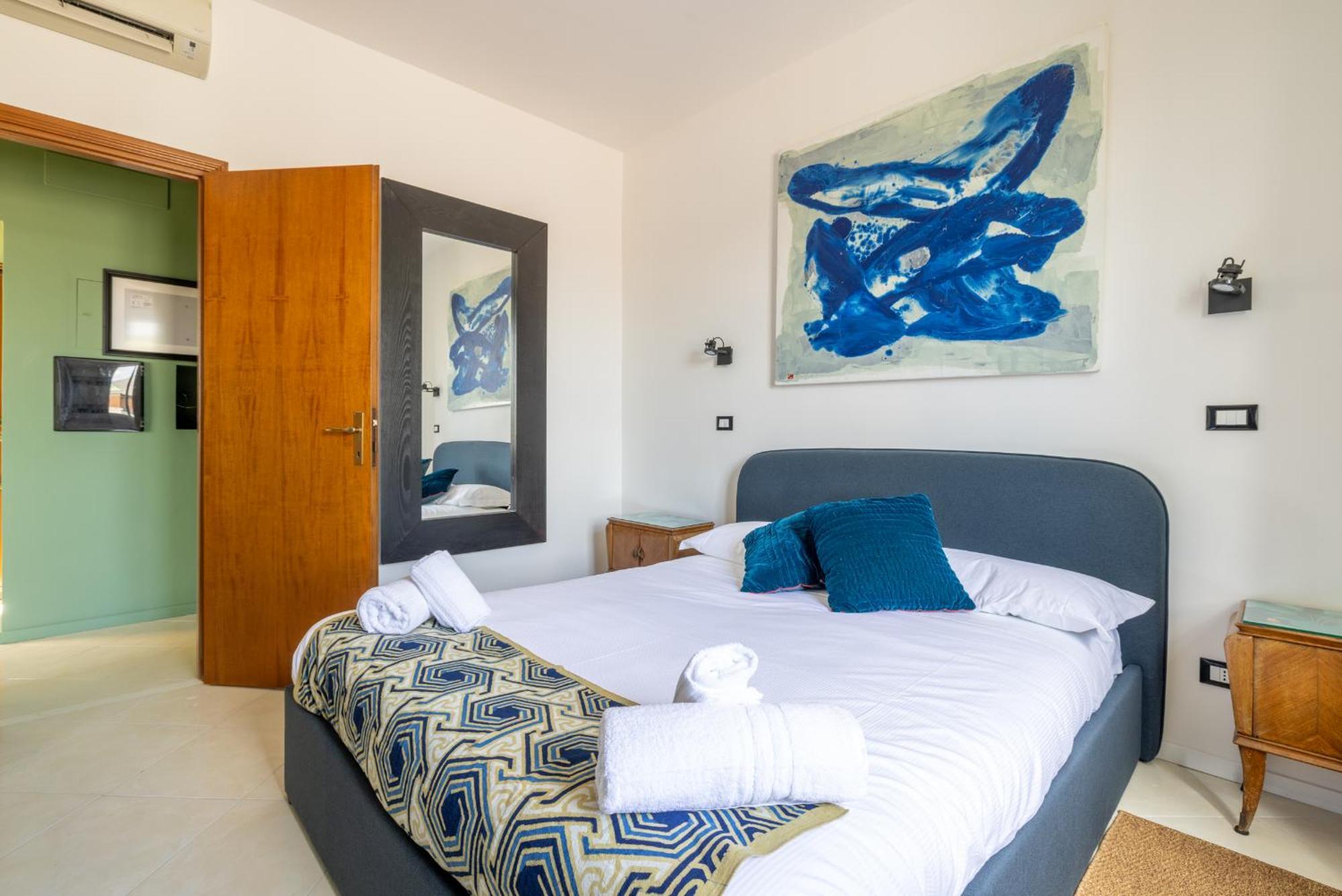 Spacious With Terrace 3 Bedroom, Metroa Battistini Rome