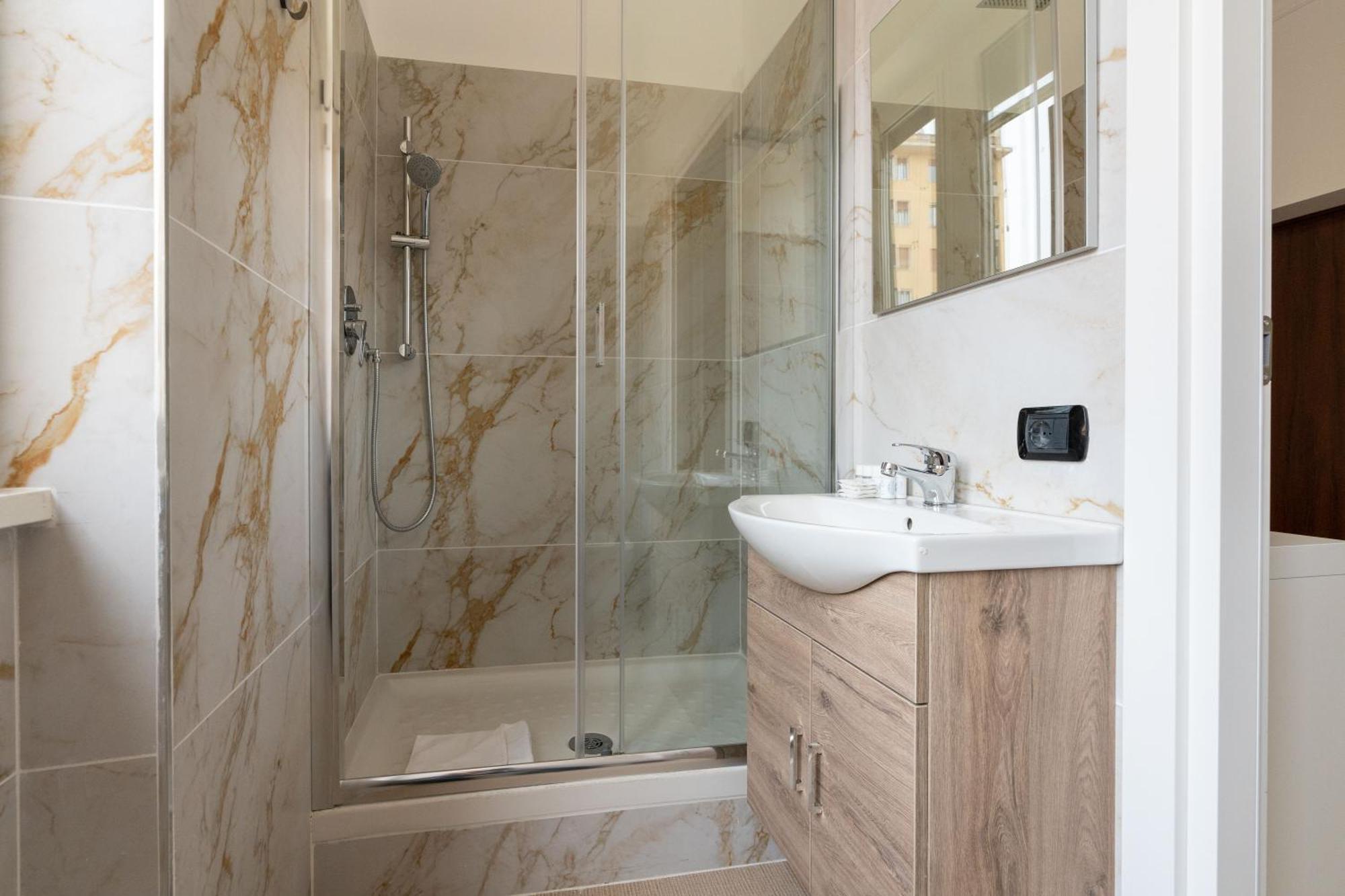 San Giovanni Comfort * Rome