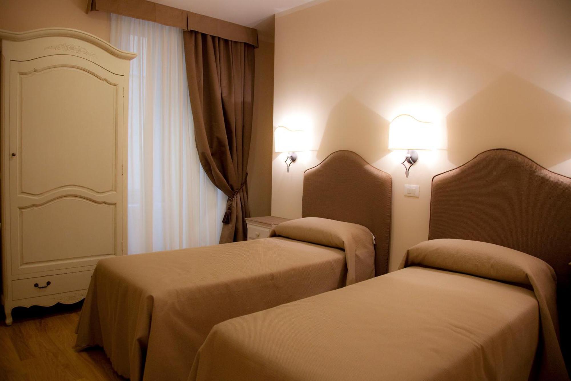 Affittacamere Residenza Dei Gracchi 2*