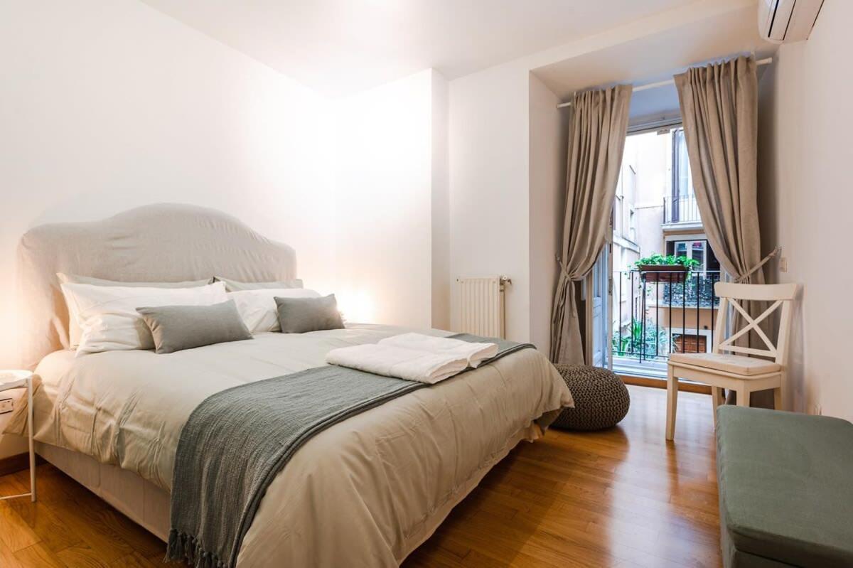 Apartment La Magnolia A C Balcony Office Piazza Navona Spanish Steps