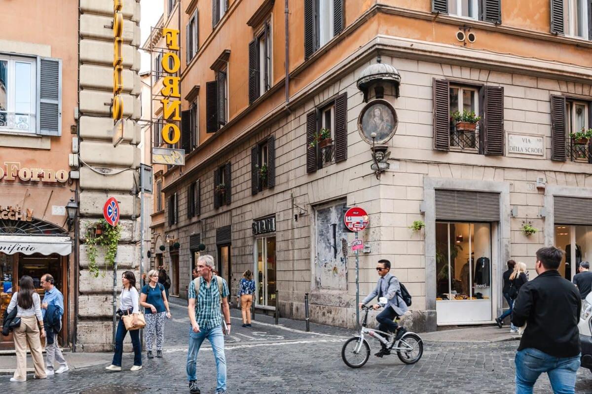 Apartment La Magnolia A C Balcony Office Piazza Navona Spanish Steps