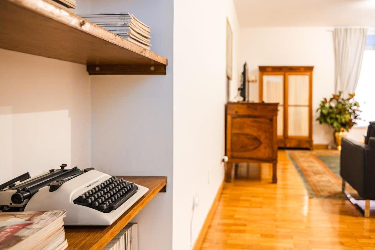 Apartment La Magnolia A C Balcony Office Piazza Navona Spanish Steps