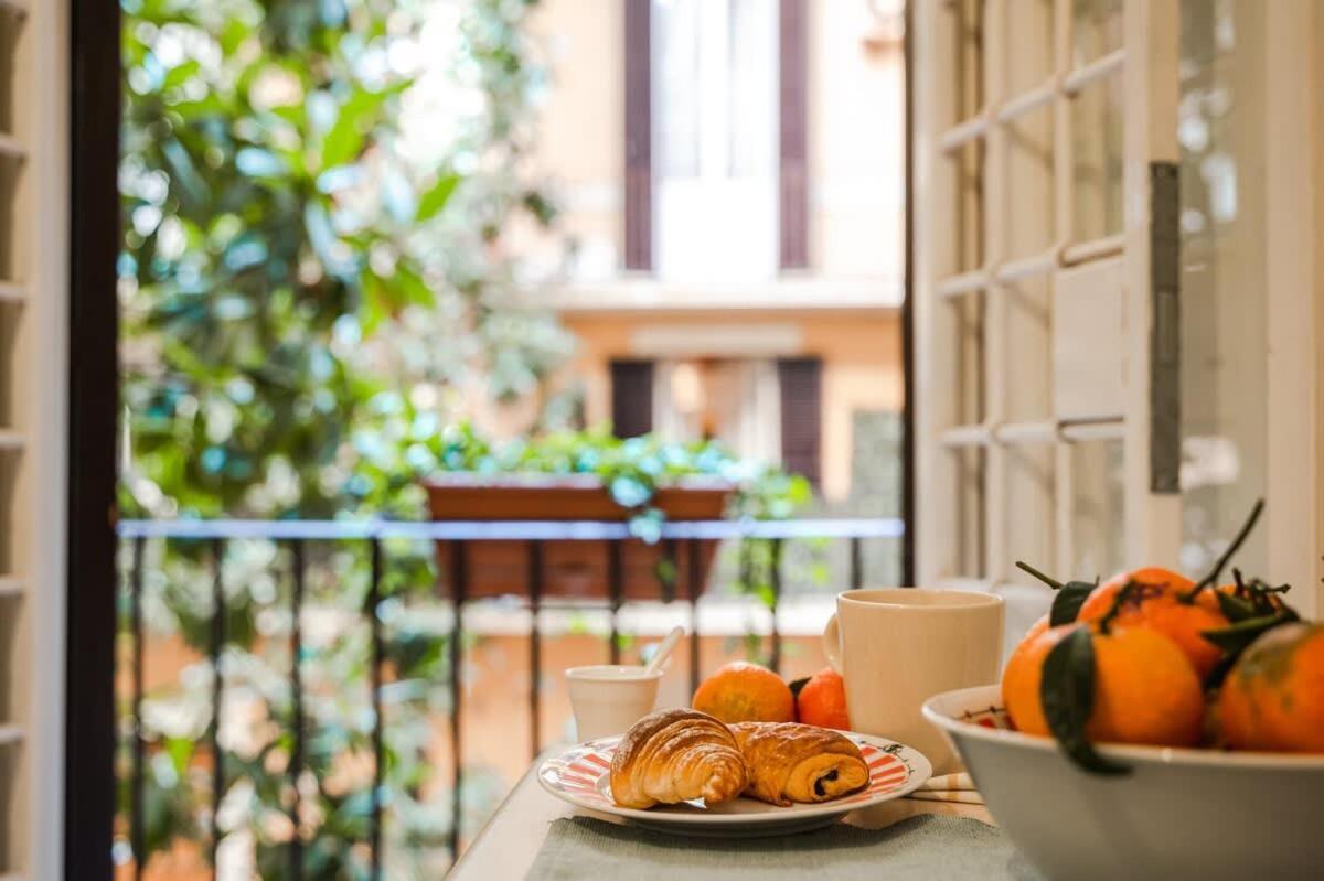 Appartamento La Magnolia A C Balcony Office Piazza Navona Spanish Steps *