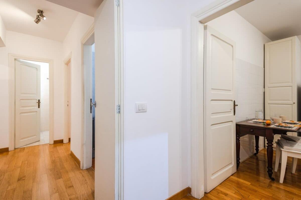 Apartment La Magnolia A C Balcony Office Piazza Navona Spanish Steps Rome