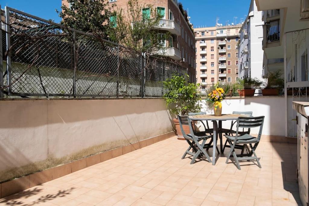 With Garden In Porta Latina