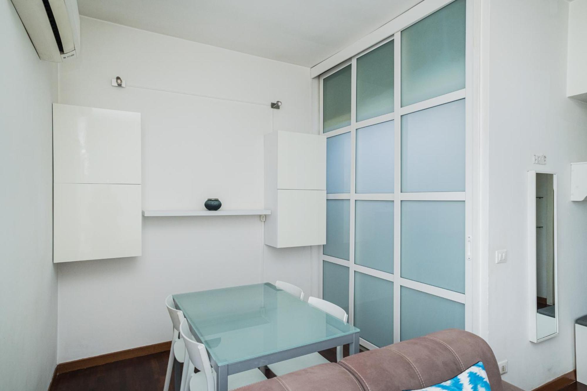 Harry's Flat 38 Rome