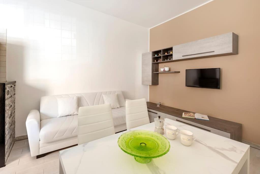 Apartment Holiday Cava Aurelia *