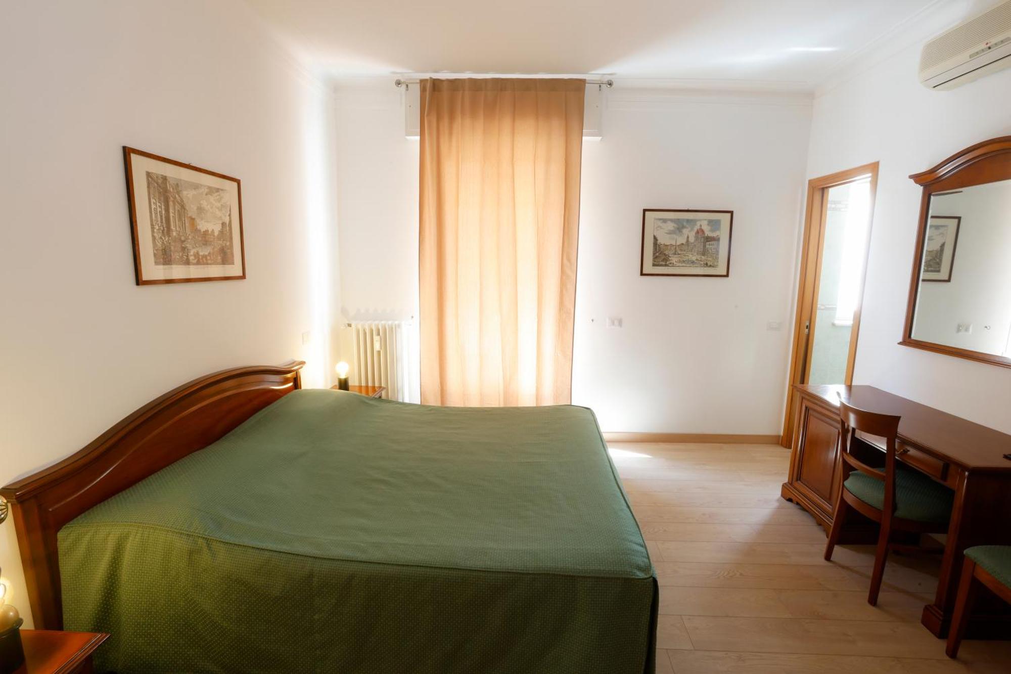 Adriatic Hotel Rome