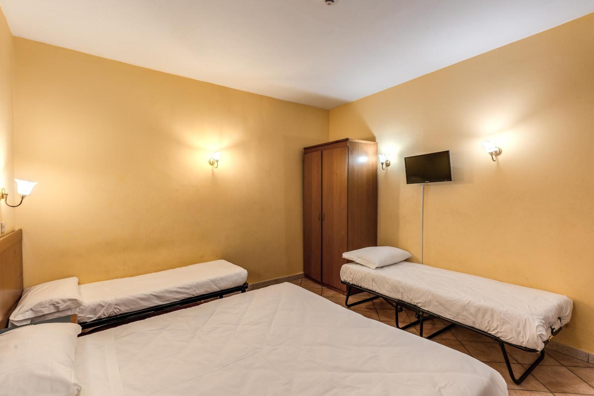 Pomezia 2* Rome