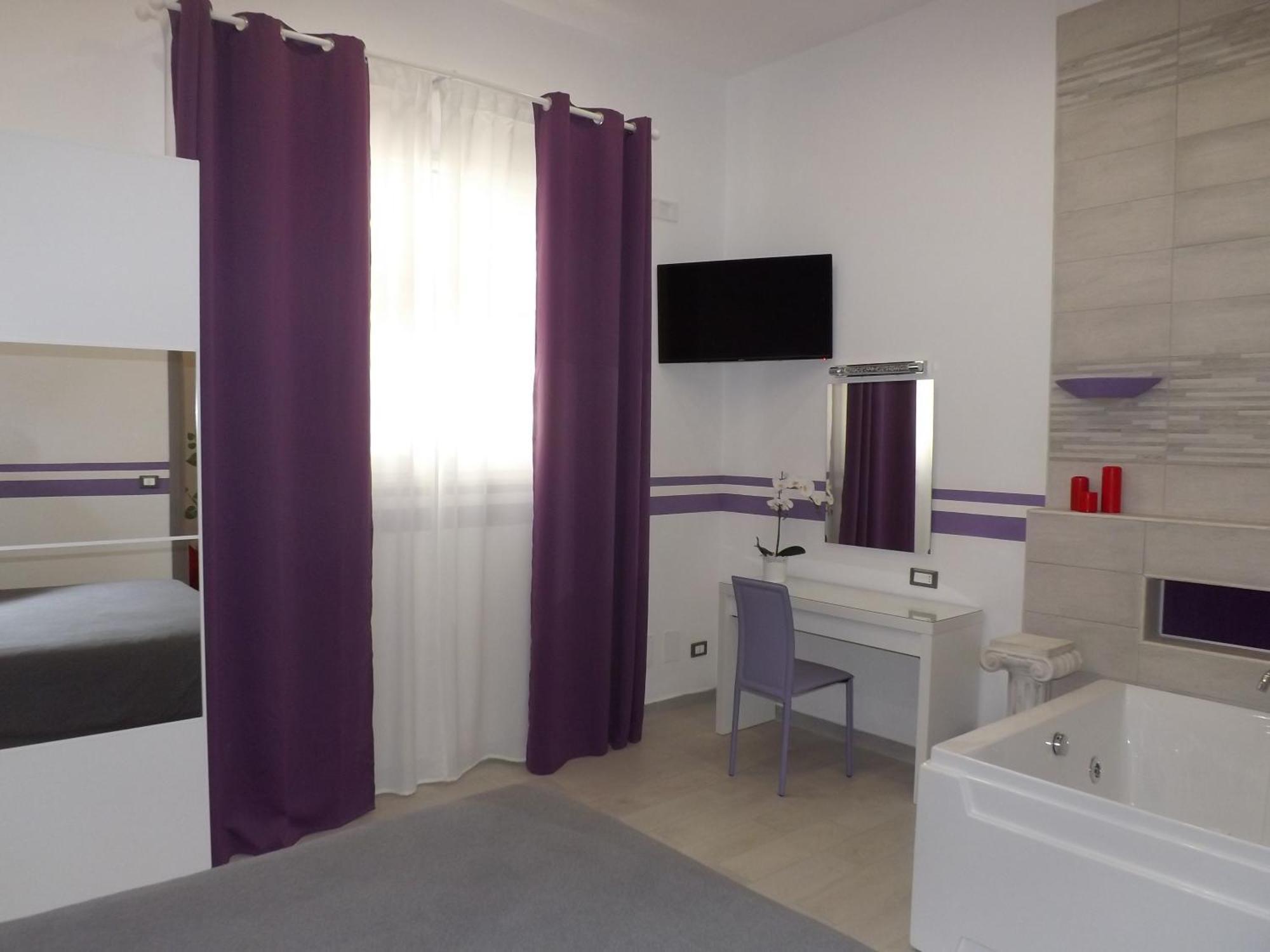 Nido Di Suite, Jacuzzi King Size, Metro C *