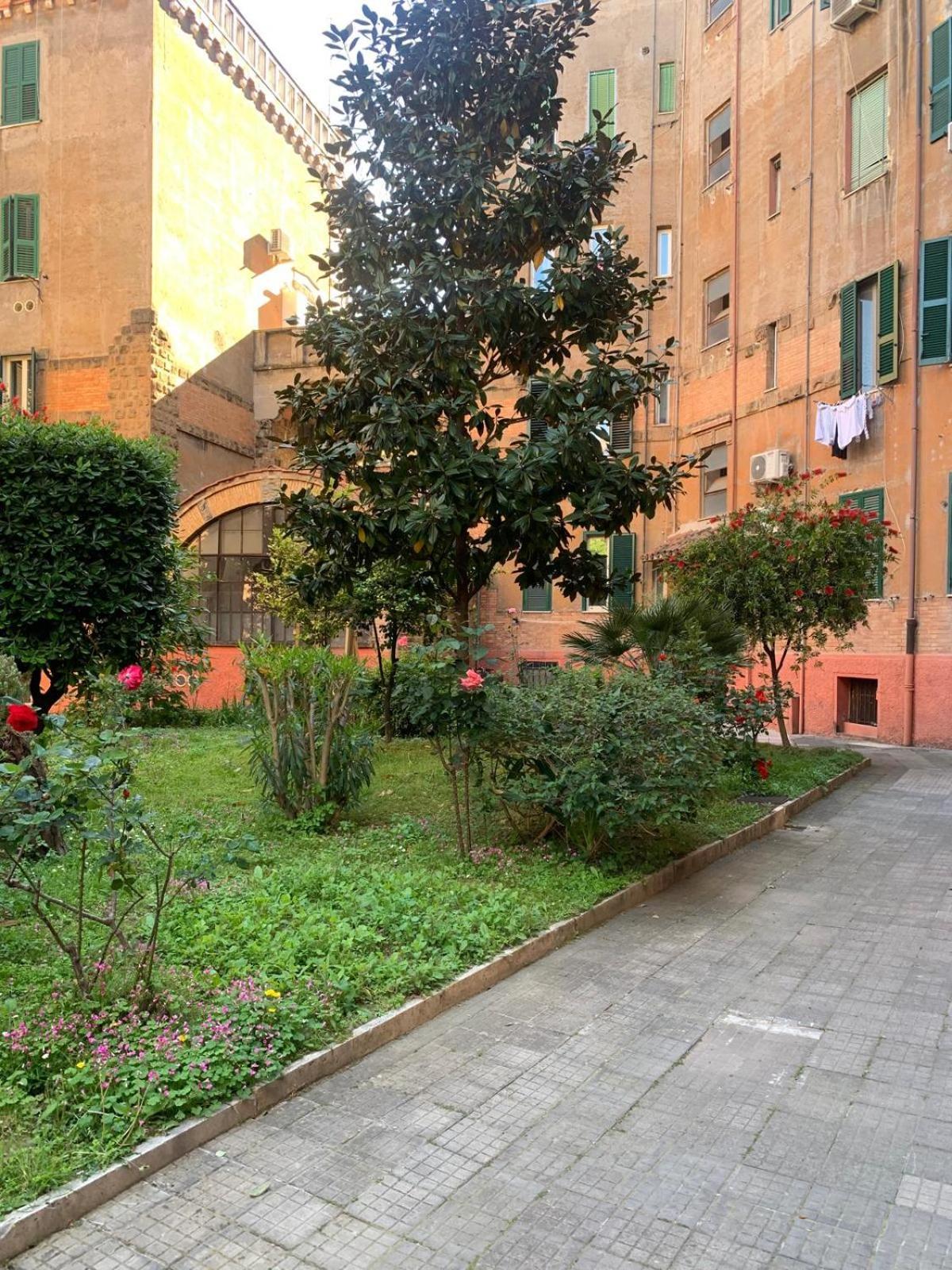 Degli Eroi Apartment Rome