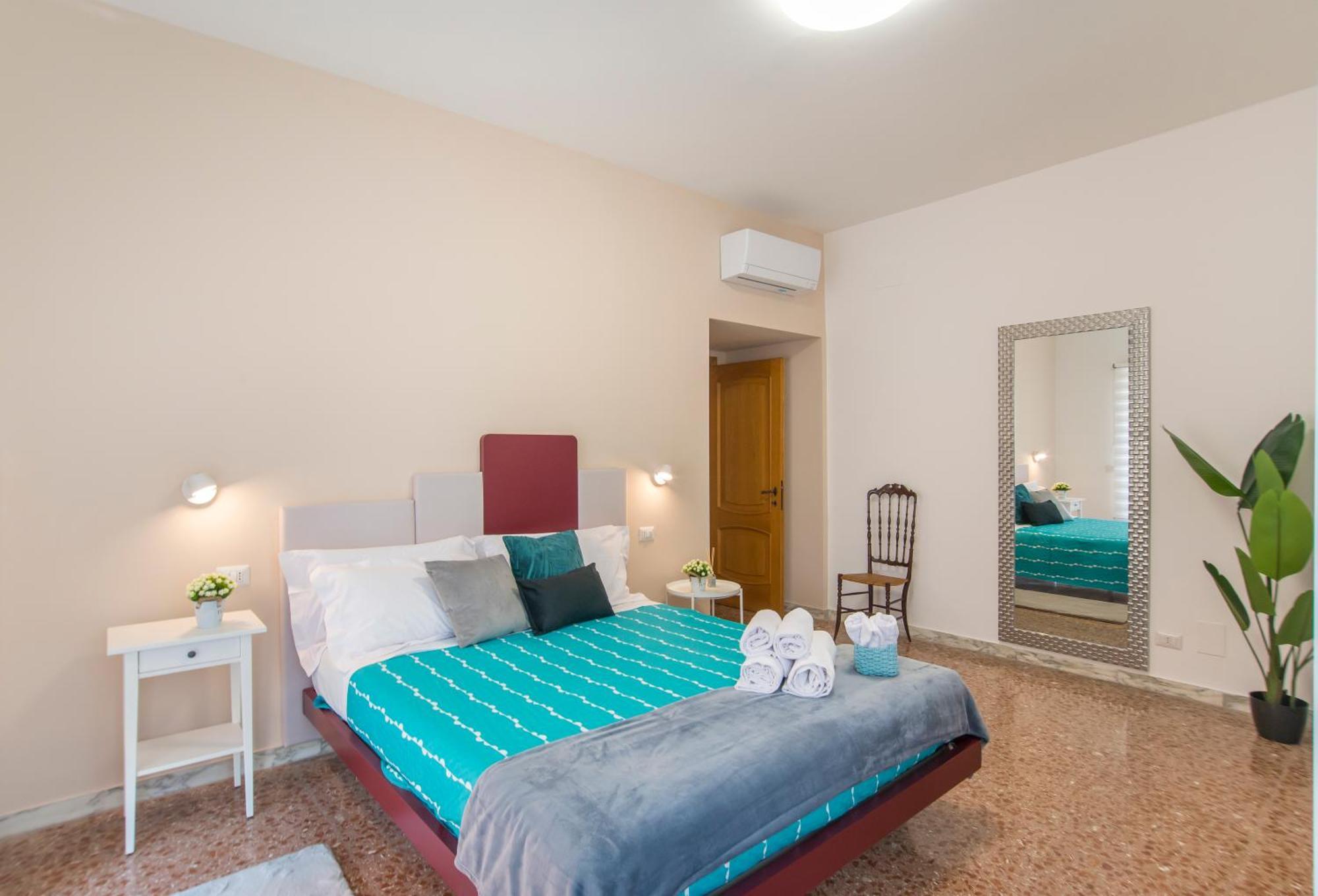 Garden Tuscolana - 200 Meters From The Metro Station Rome