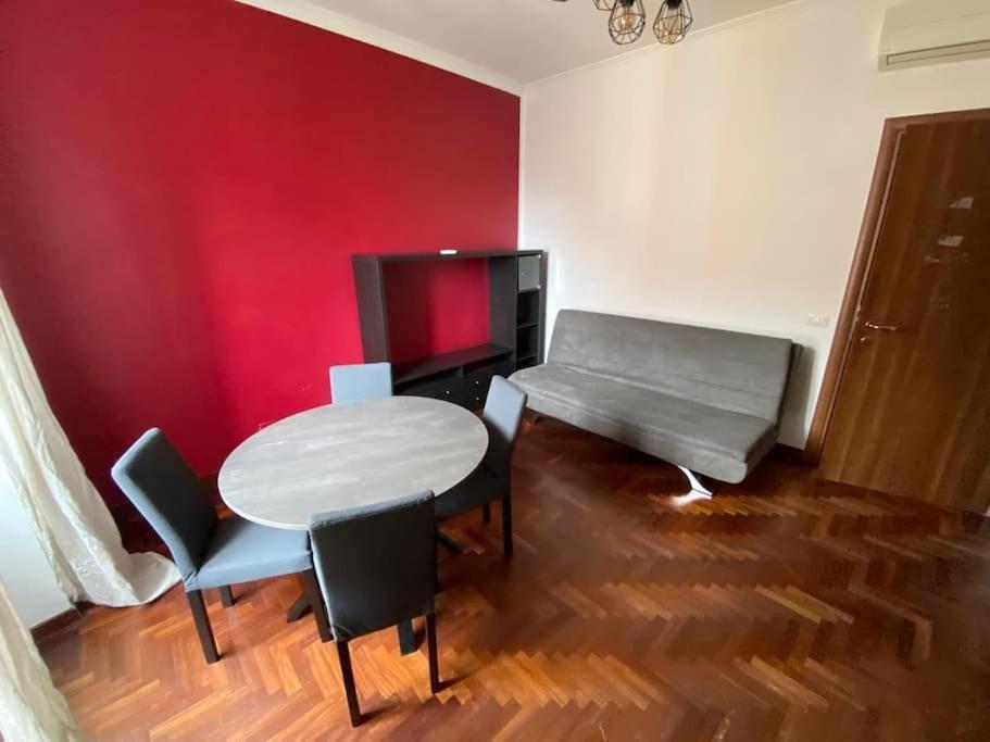 Casa Di Lella, A Due Passi Dal Vaticano Apartment *