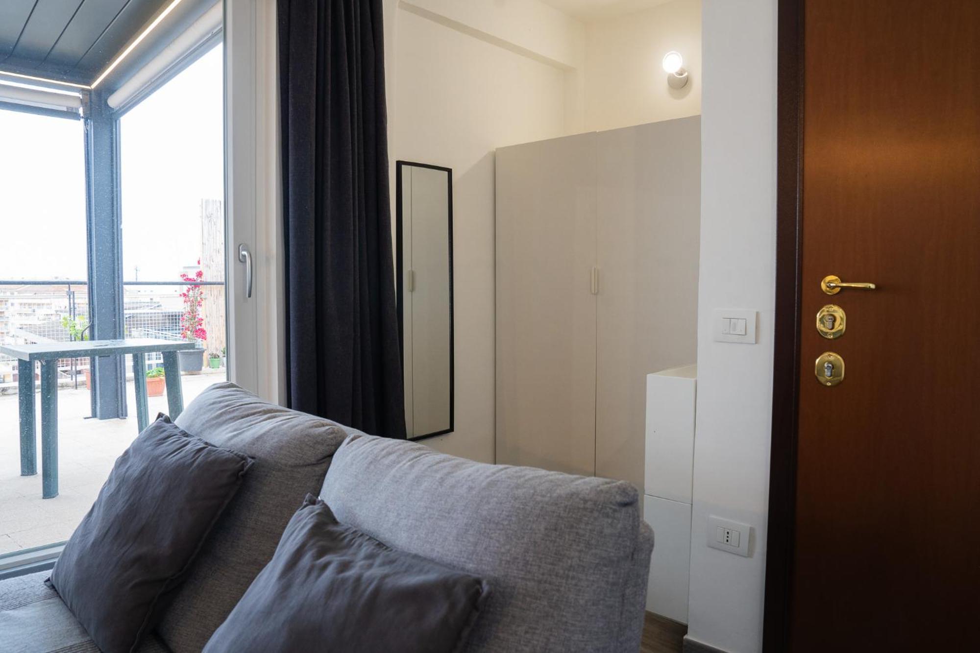 Apartment Attico Esclusivo Trastevere With Rooftop Terrace